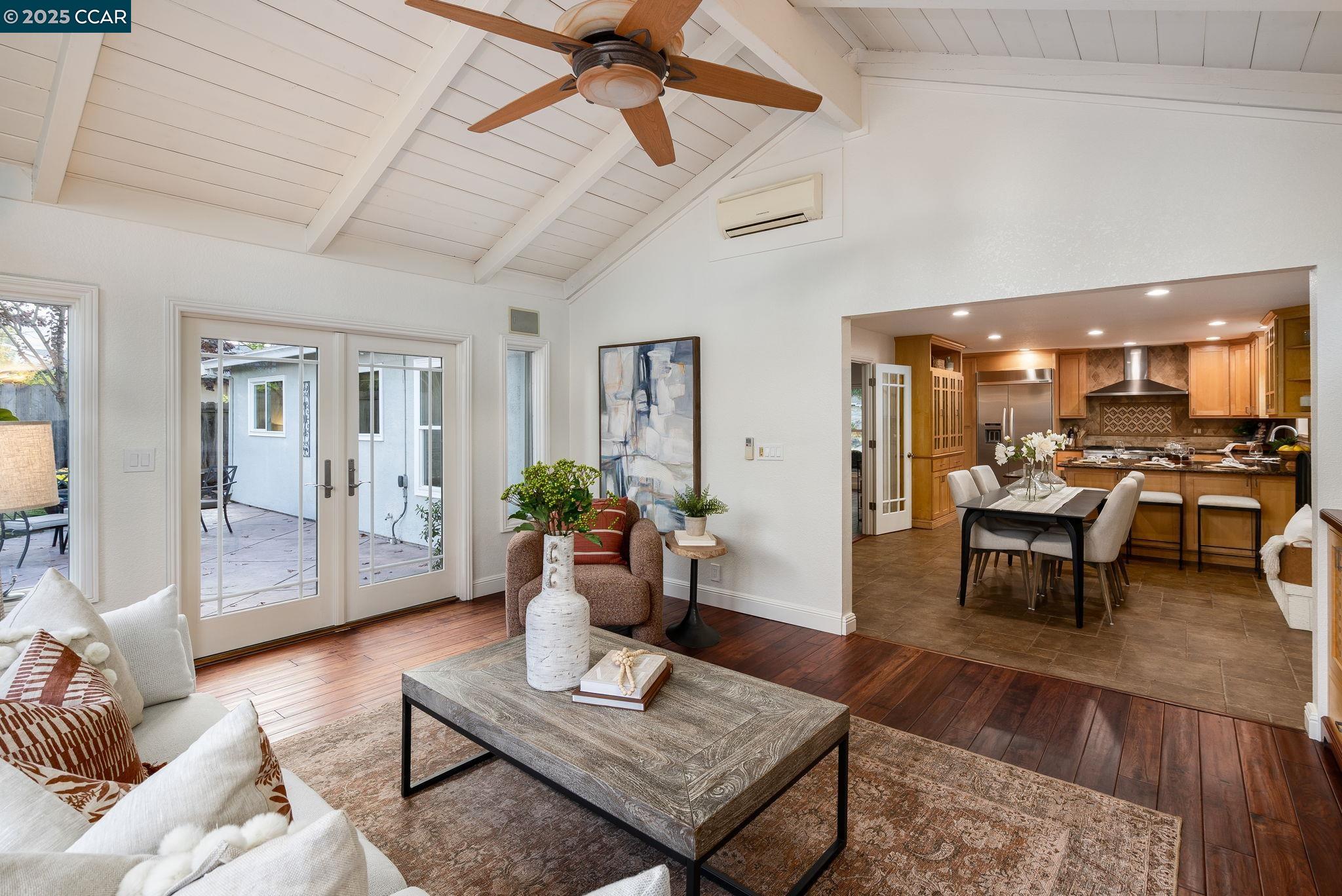 2828 Aptos Way