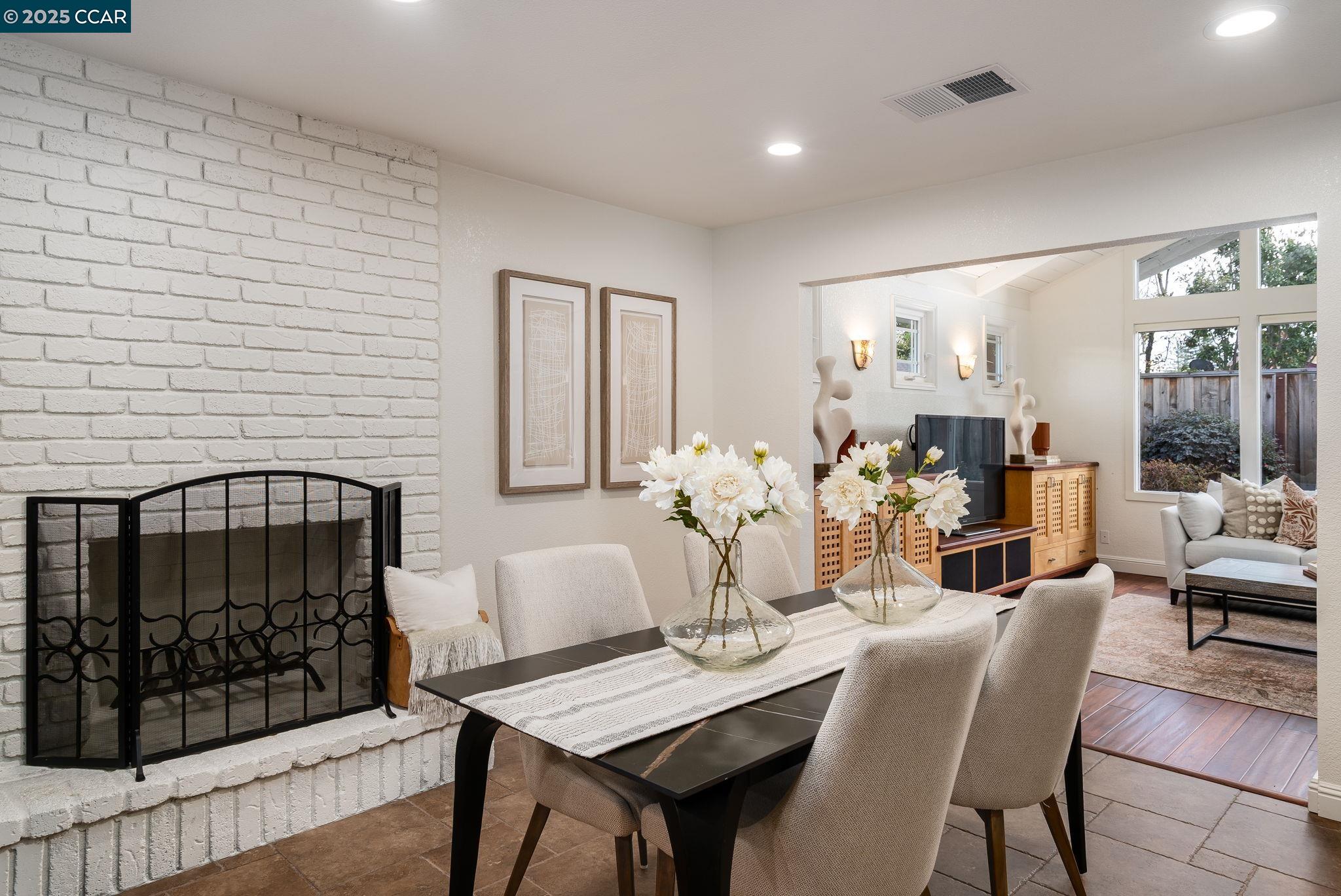 2828 Aptos Way