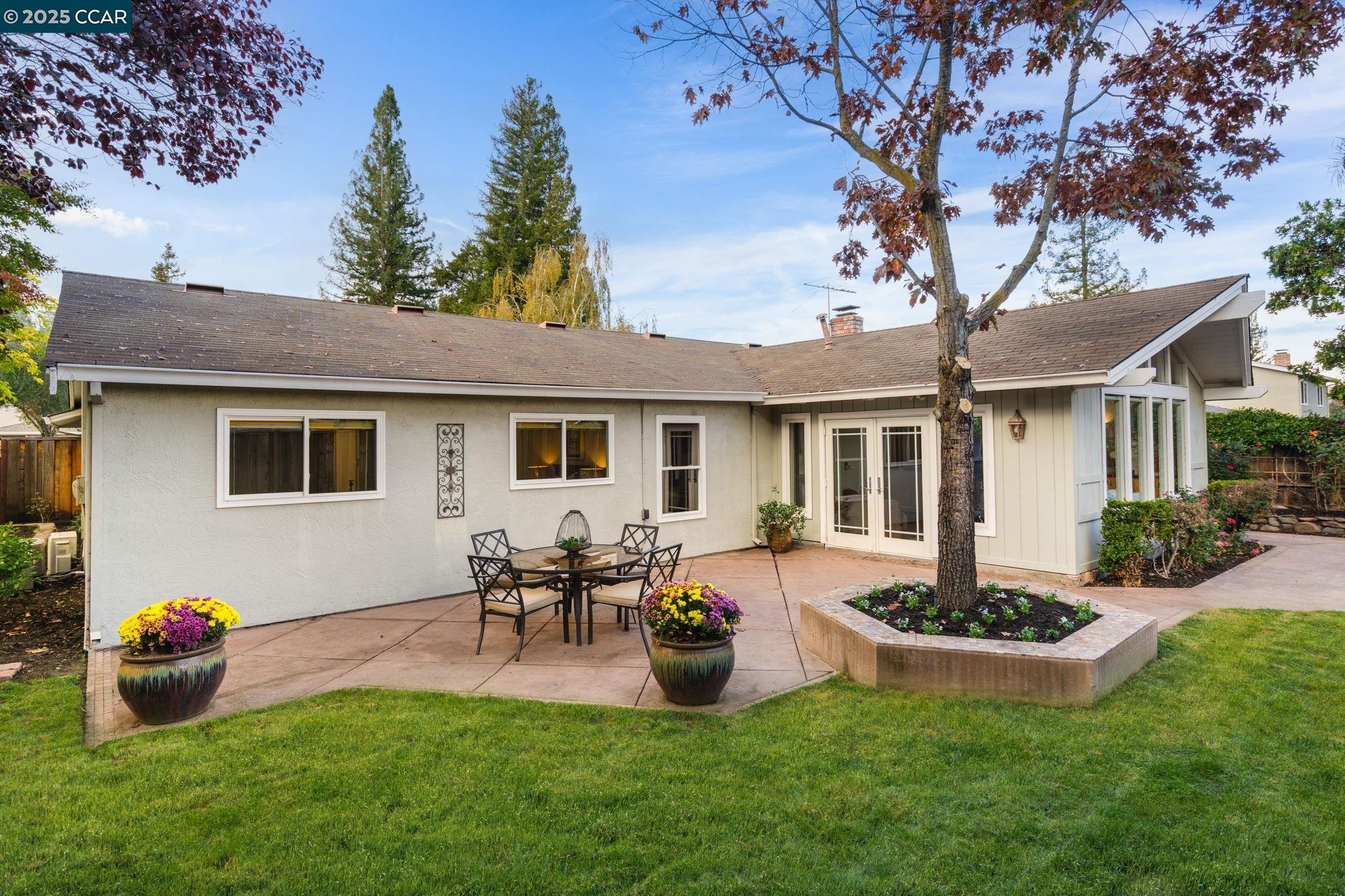2828 Aptos Way