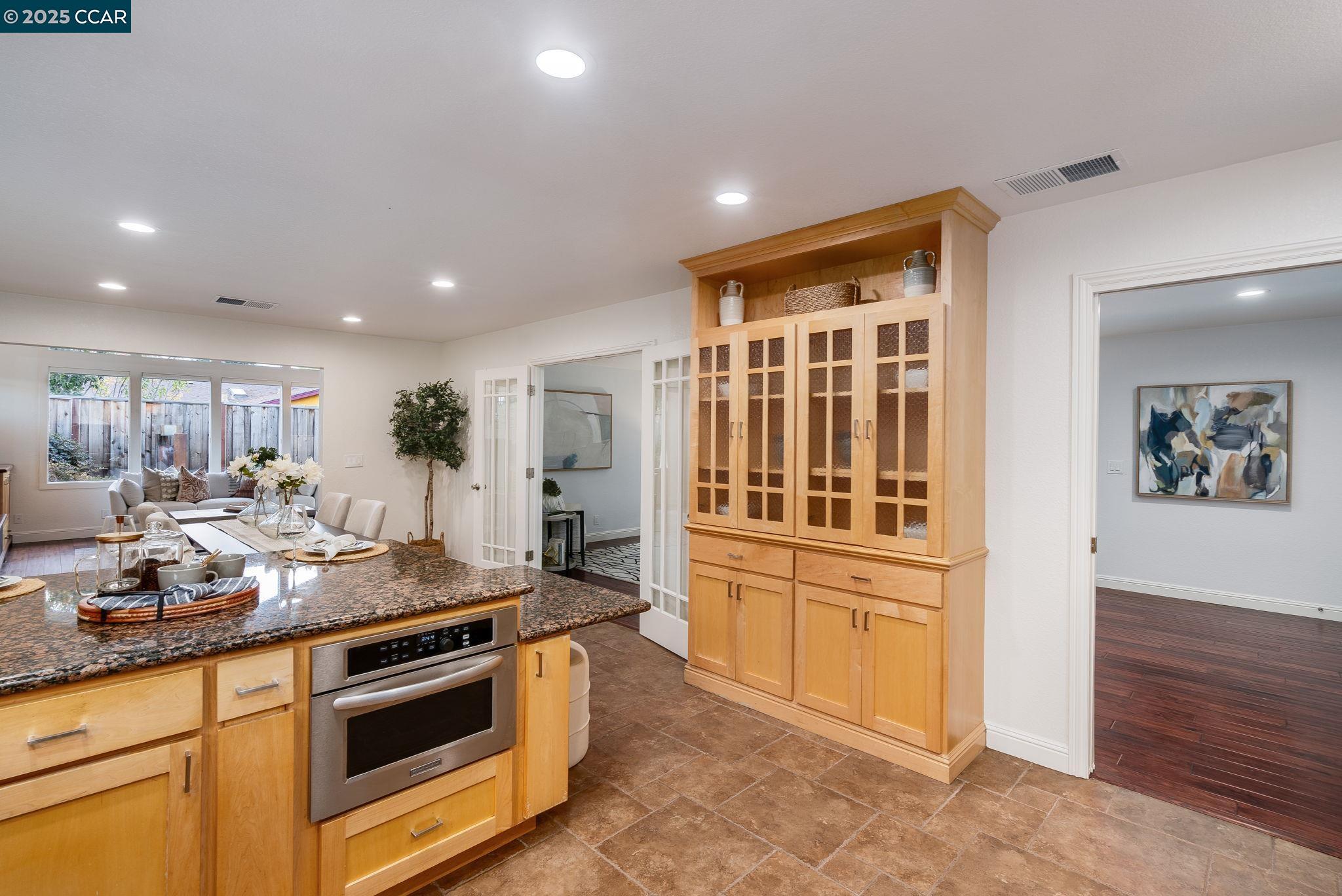 2828 Aptos Way