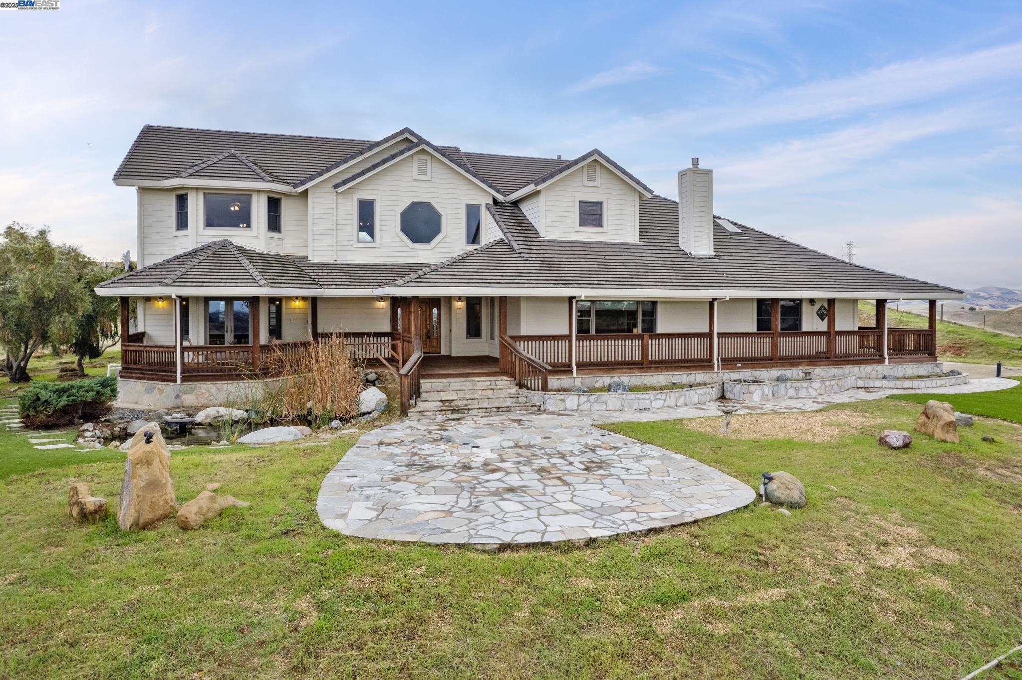 795 Silver Hills Dr