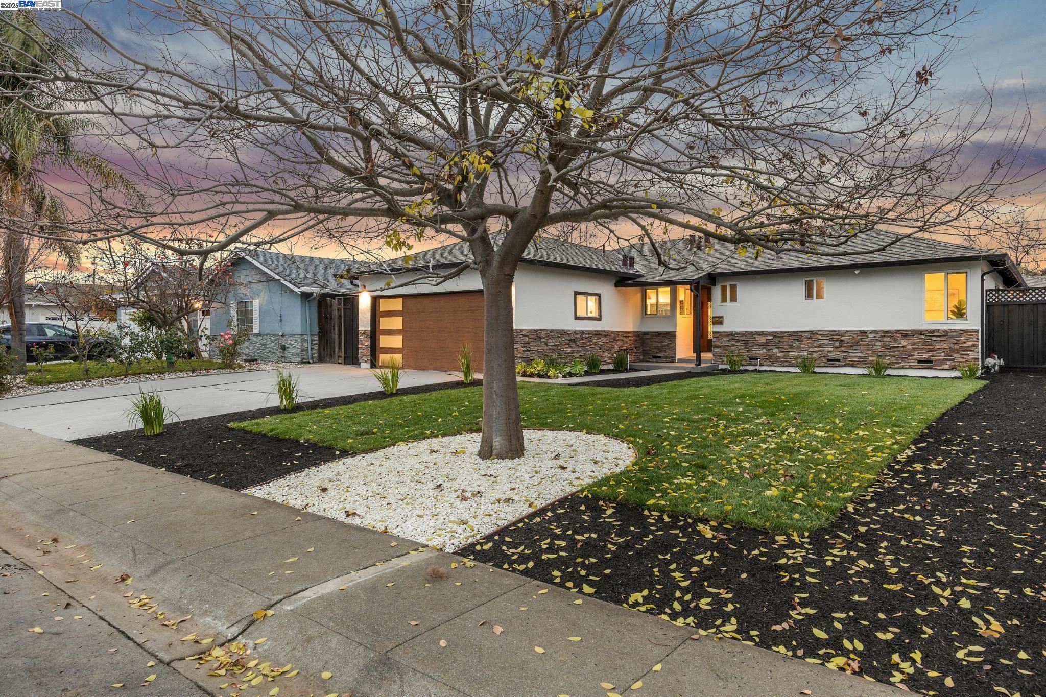 10777 W Estates Dr