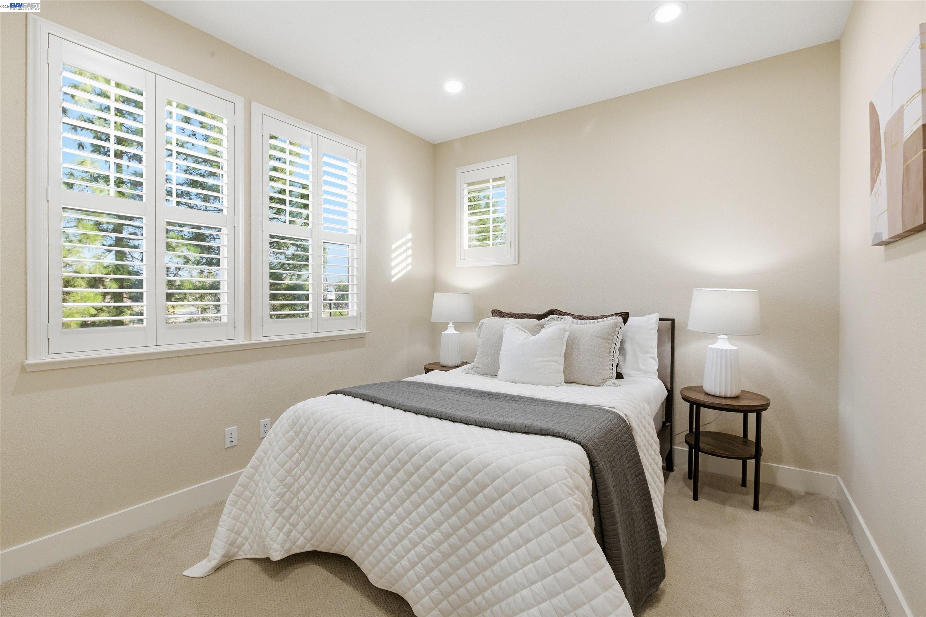 5408 Stockton Loop
