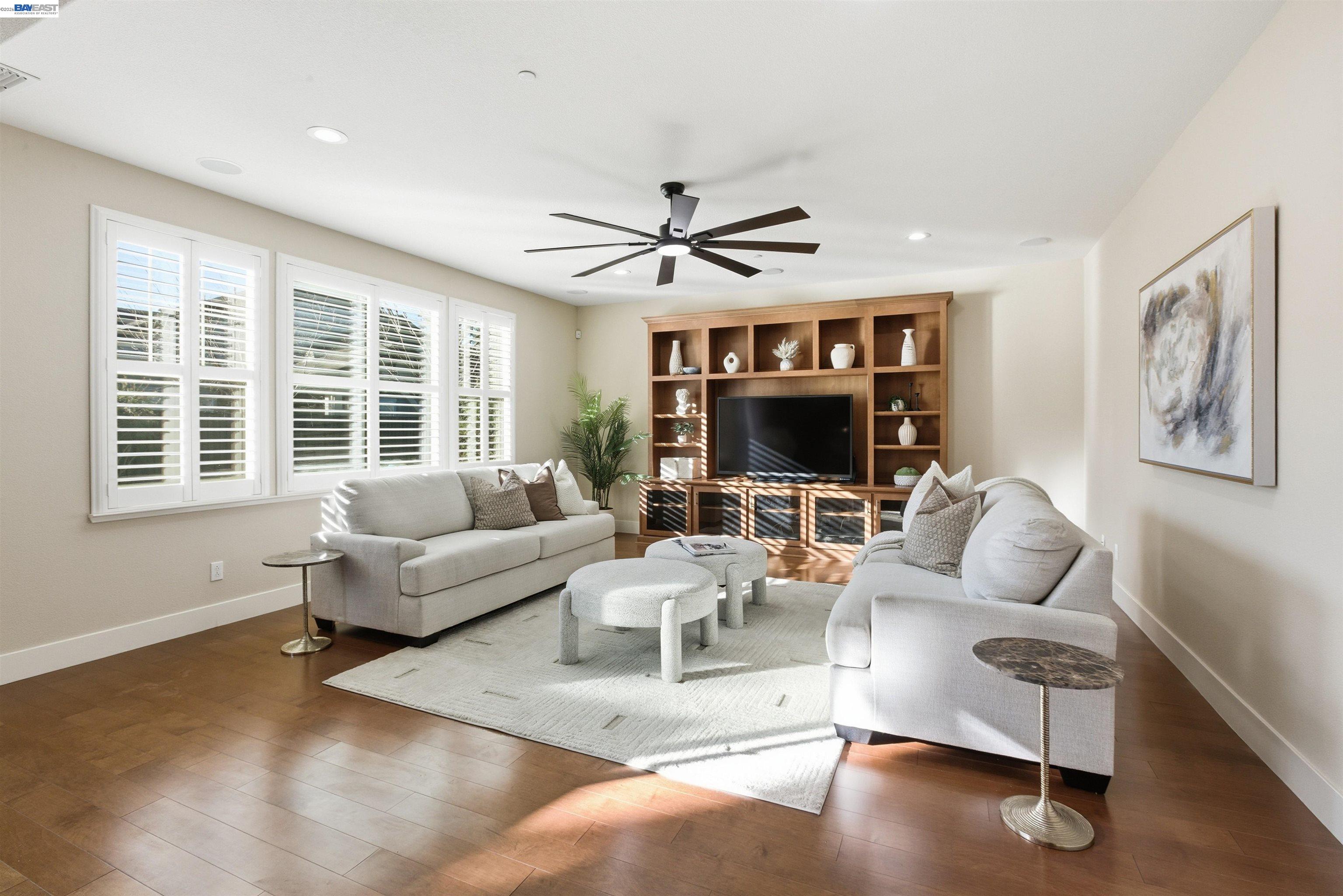5408 Stockton Loop