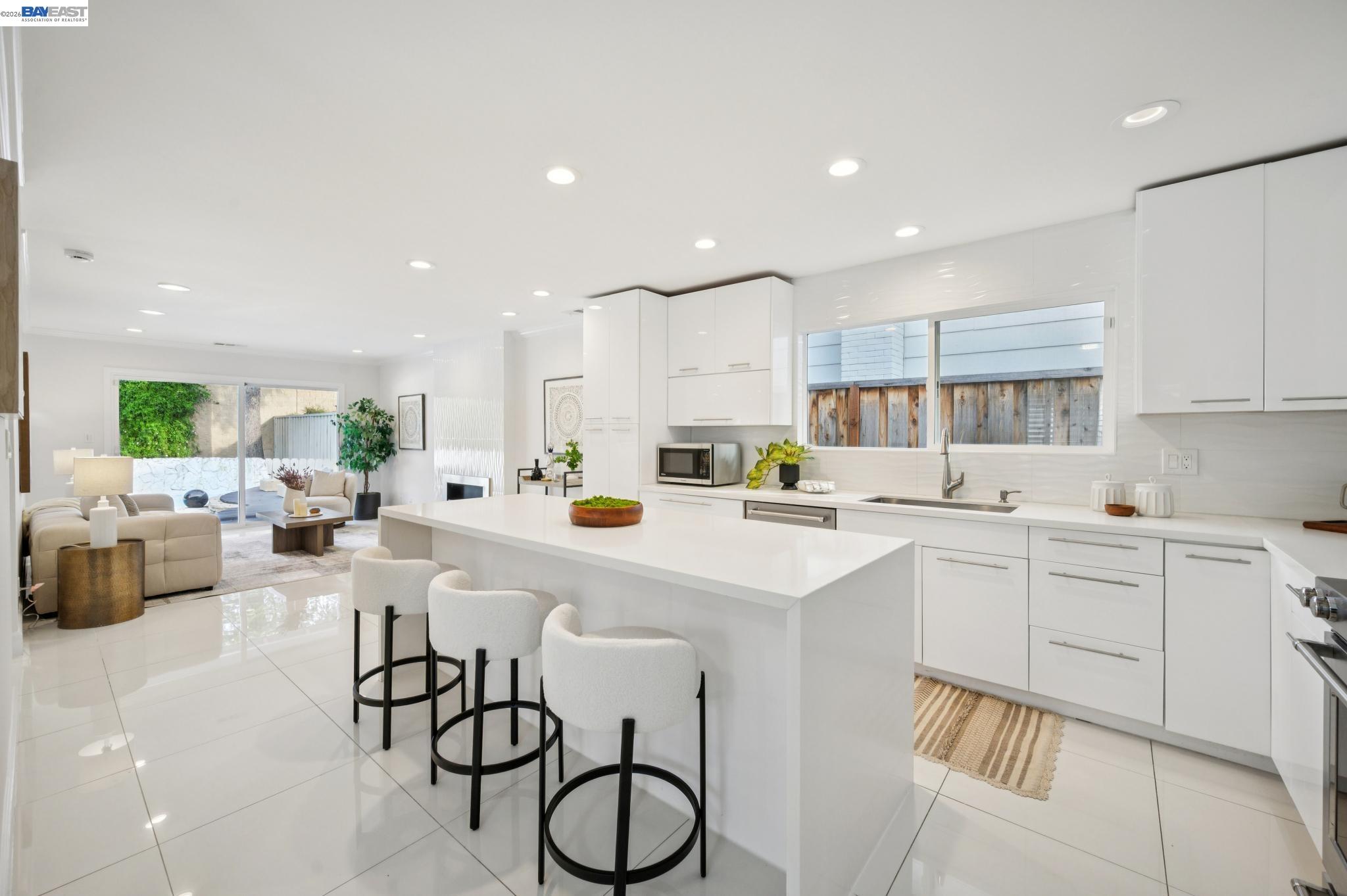 7333 Tulipwood Cir