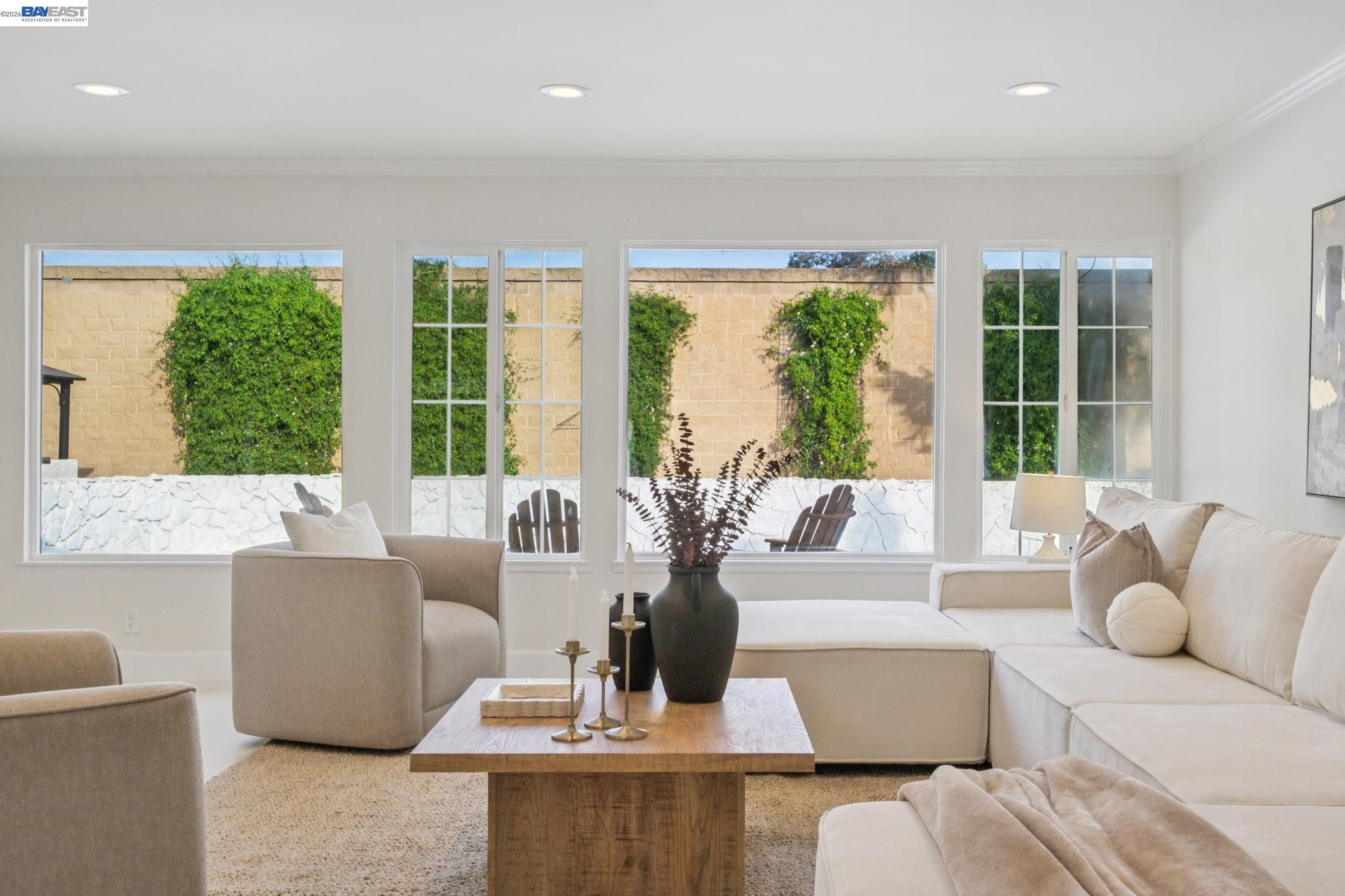 7333 Tulipwood Cir