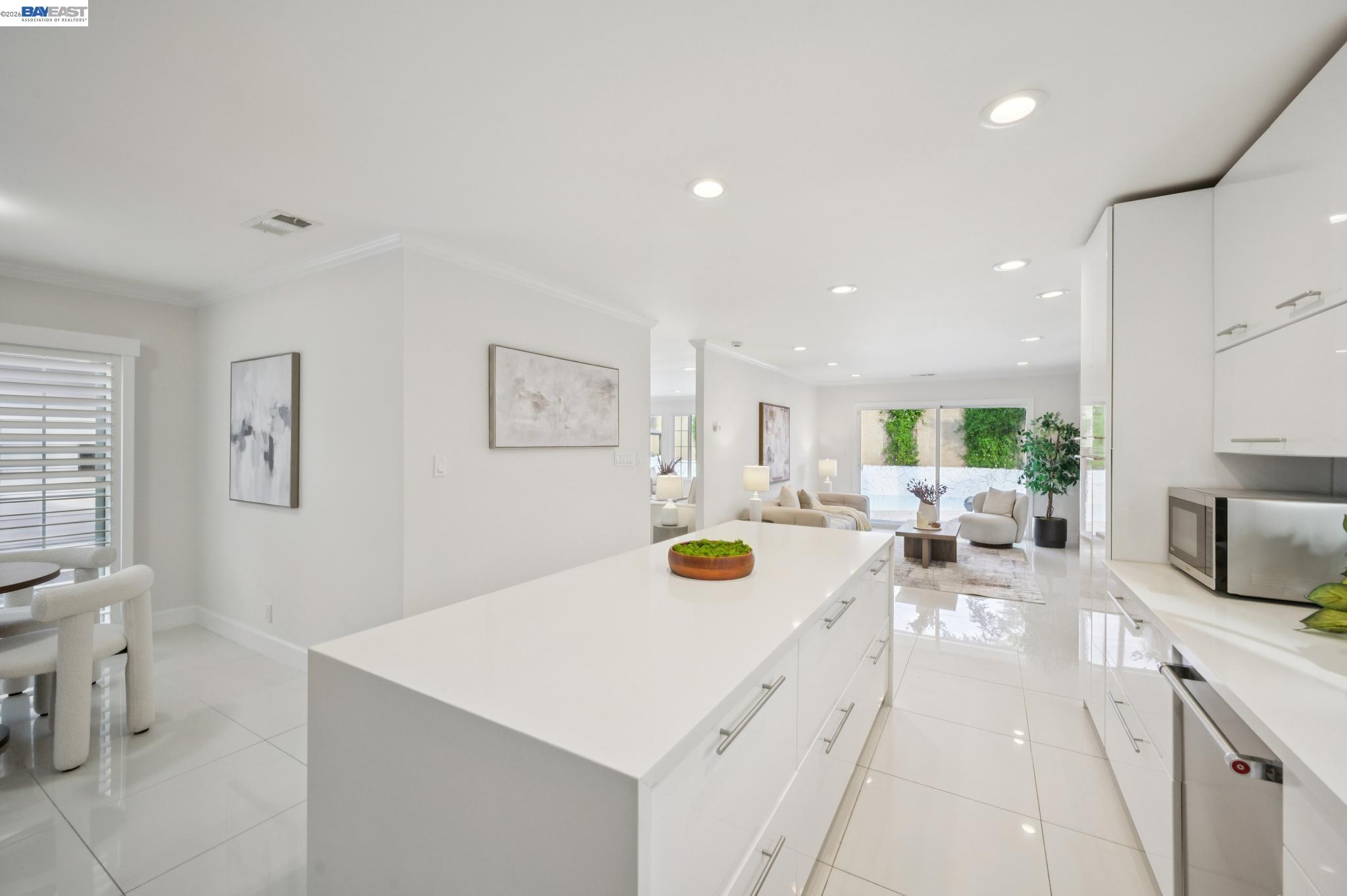 7333 Tulipwood Cir