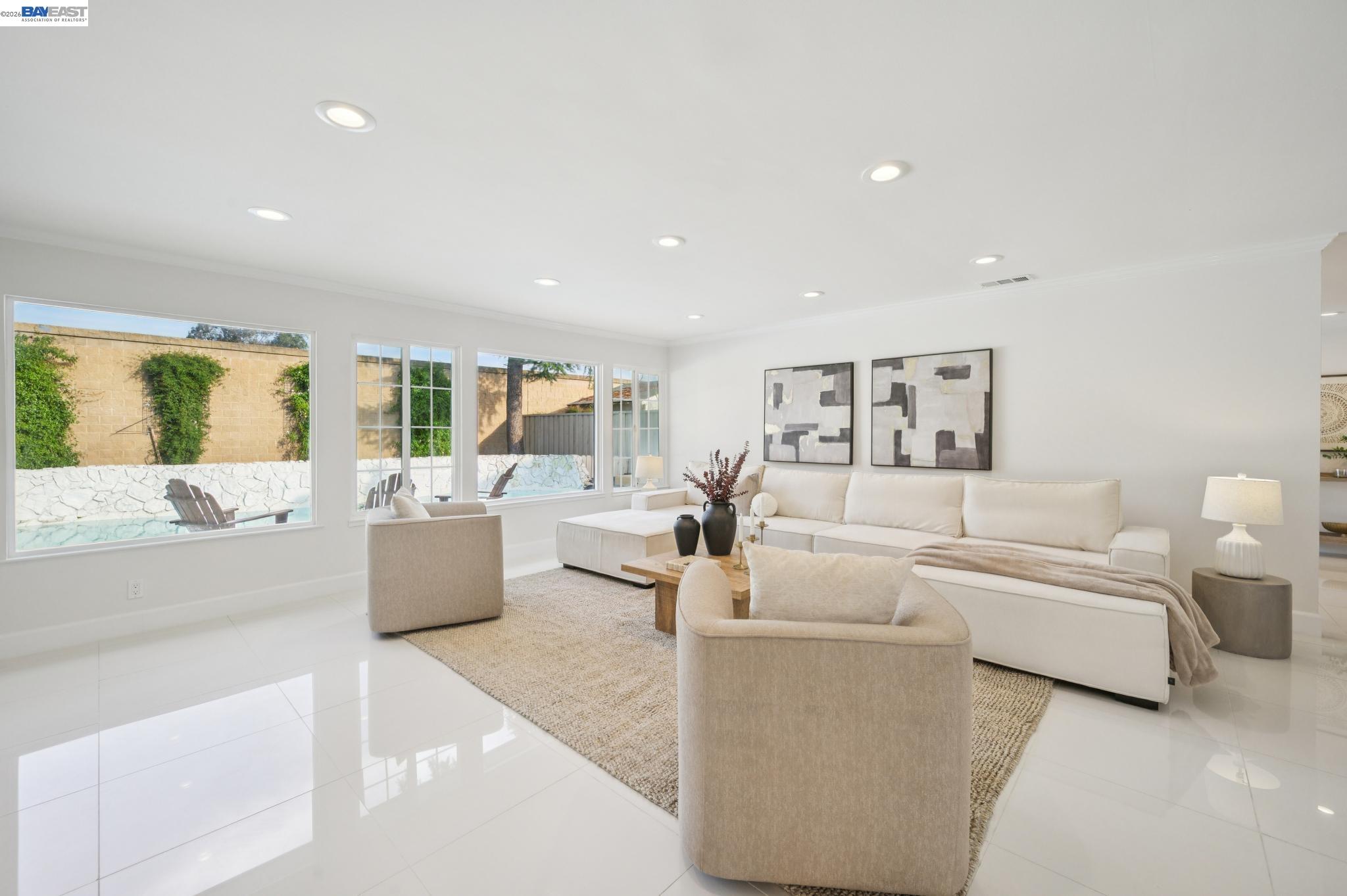 7333 Tulipwood Cir