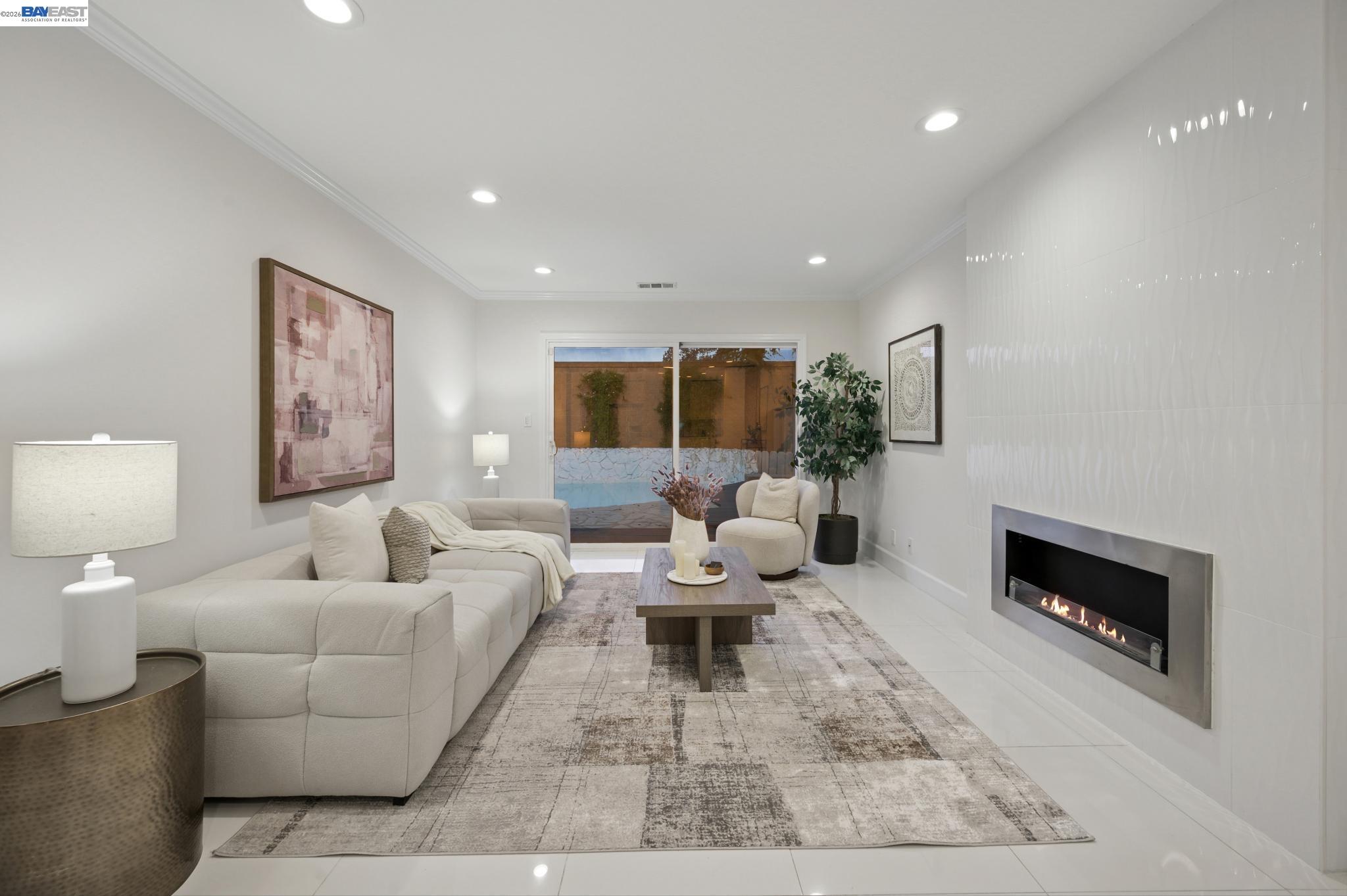 7333 Tulipwood Cir