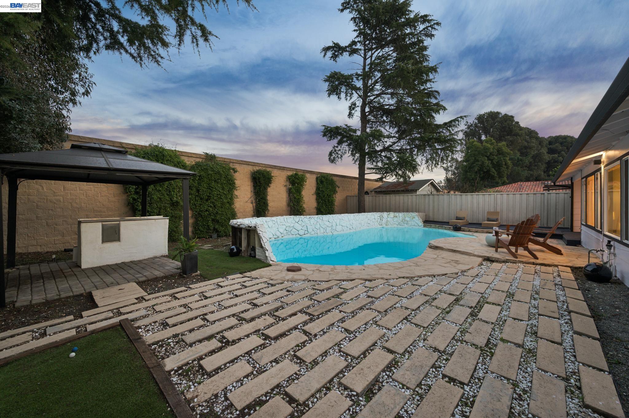 7333 Tulipwood Cir