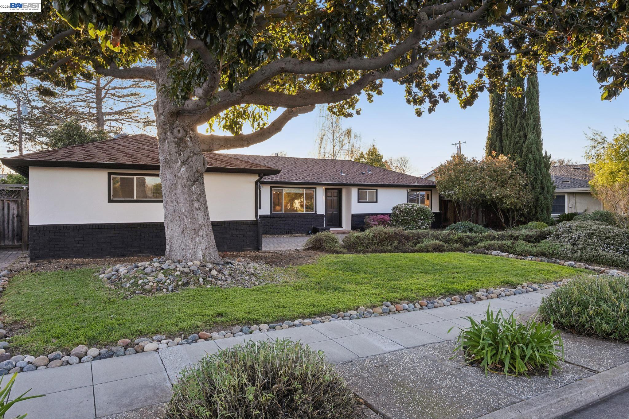 2533 Richland Ave