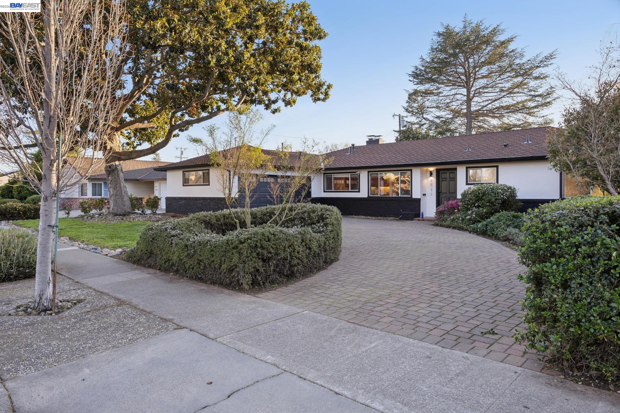 2533 Richland Ave