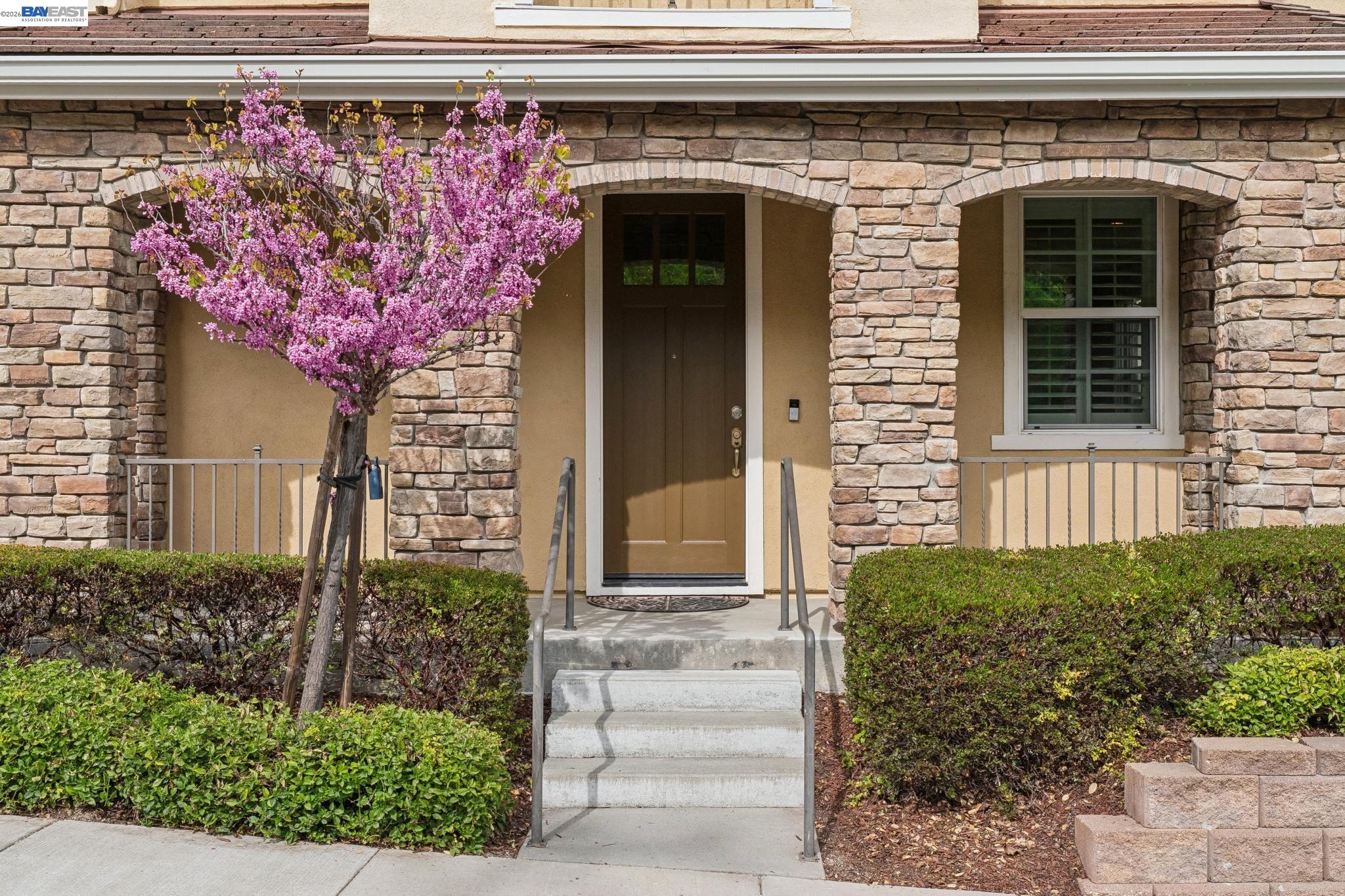 380 Elworthy Ranch Cir