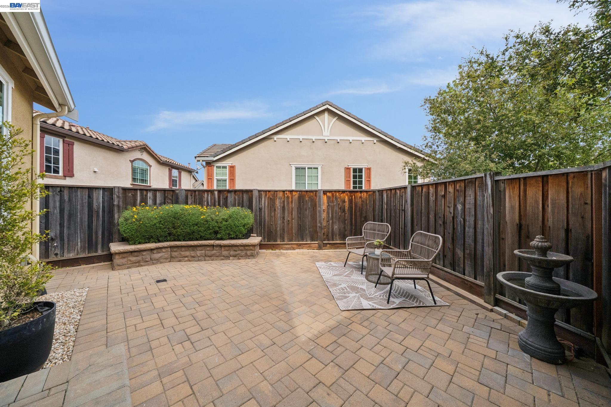 380 Elworthy Ranch Cir