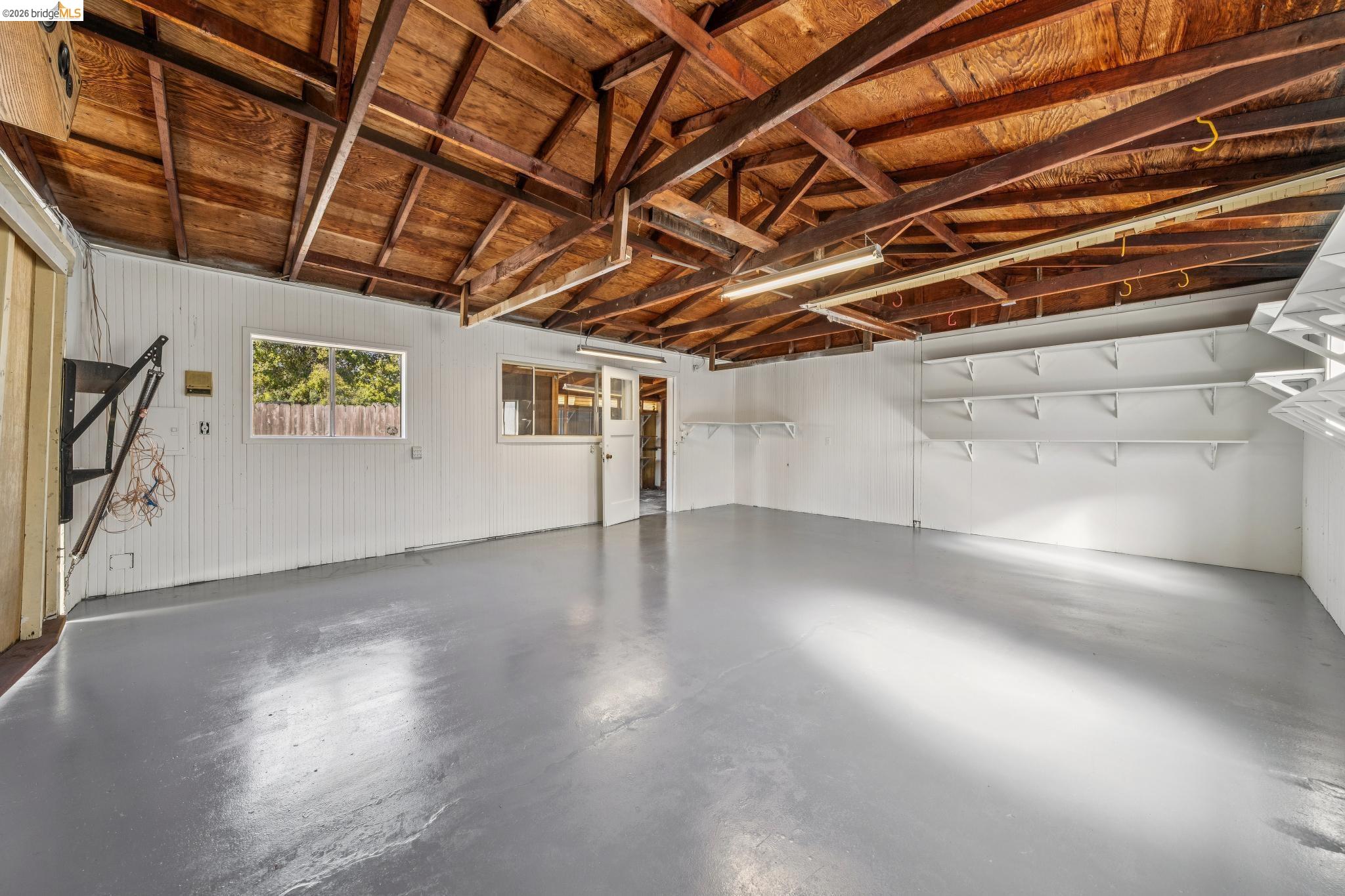 482 Lewis Ave