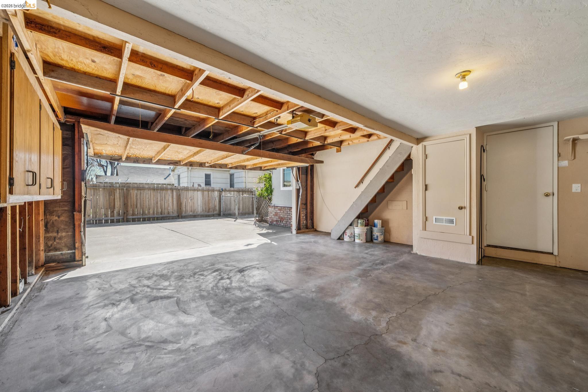 482 Lewis Ave