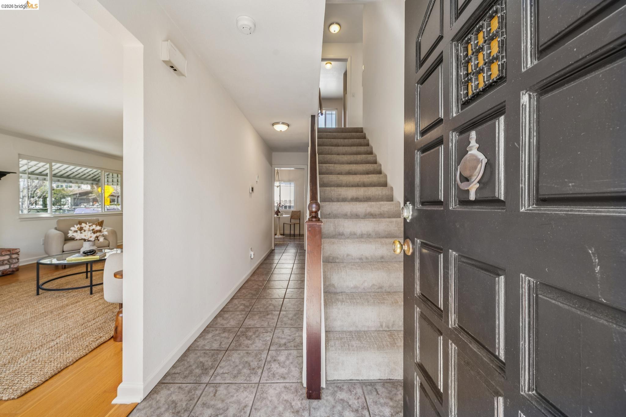 482 Lewis Ave