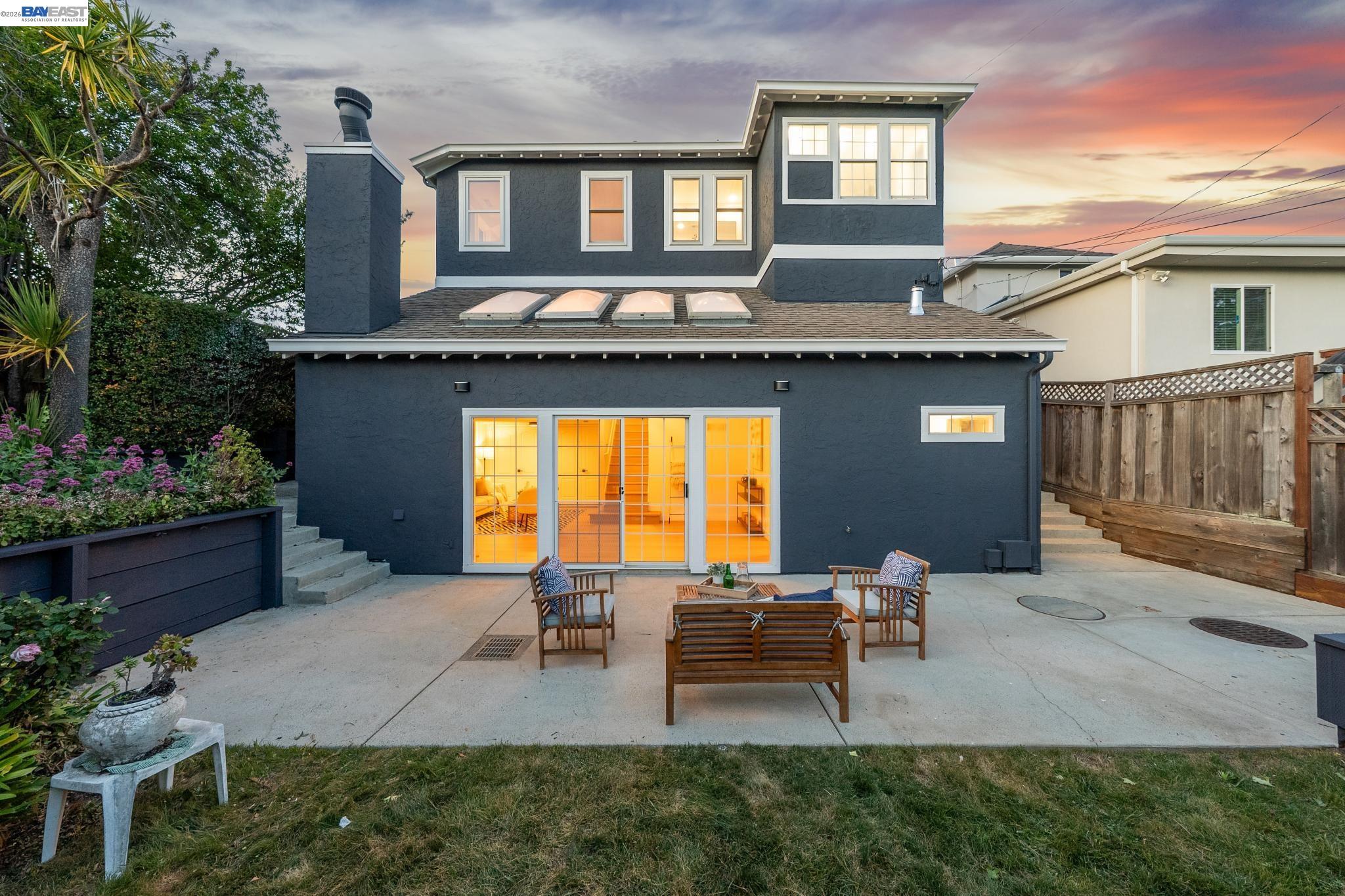 743 Hill Ave