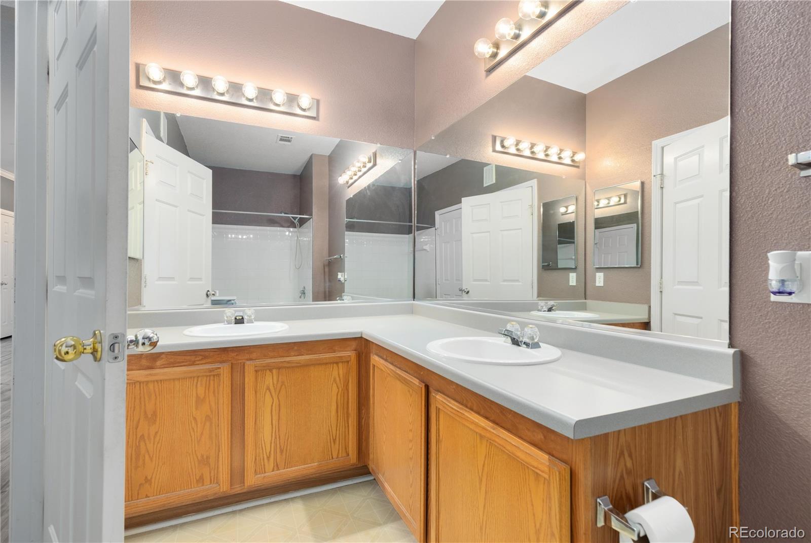 18930 E Warren Circle Unit: D108