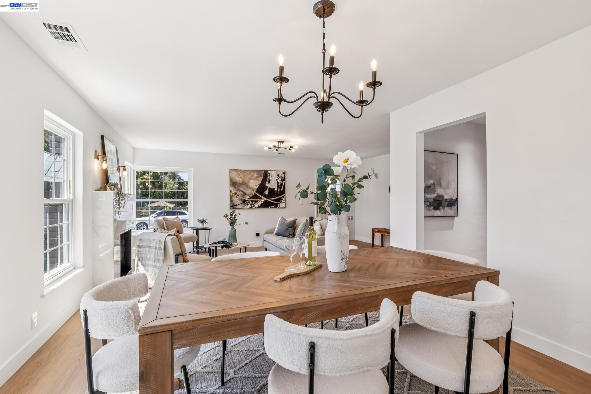 9946 Dante Ave