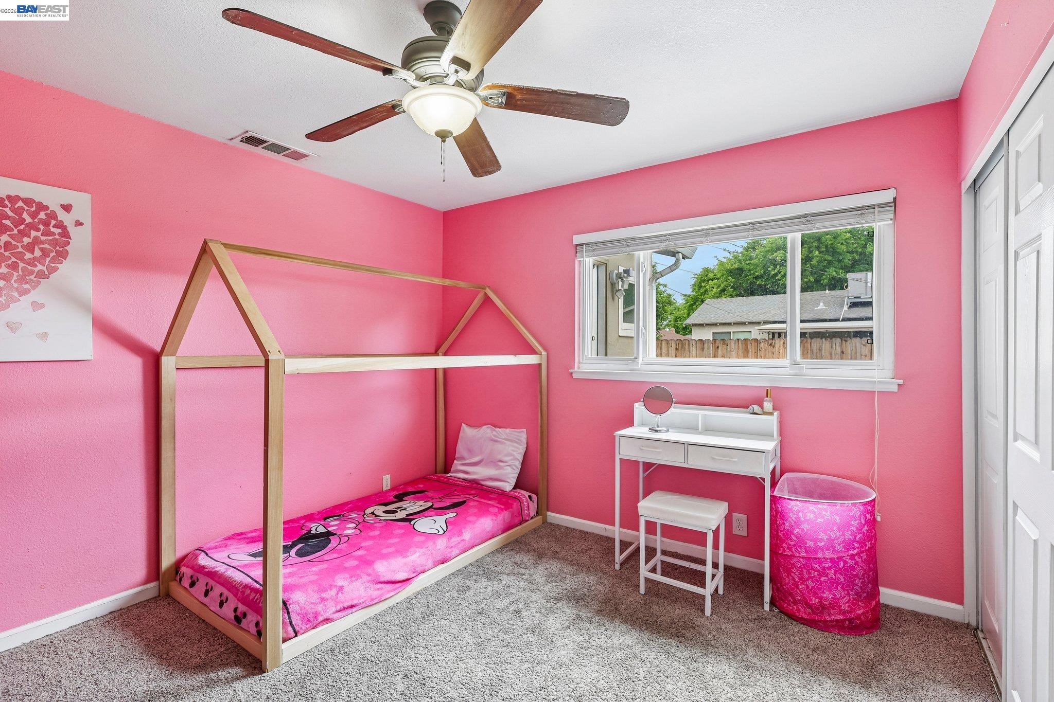 1225 W Beverly Pl