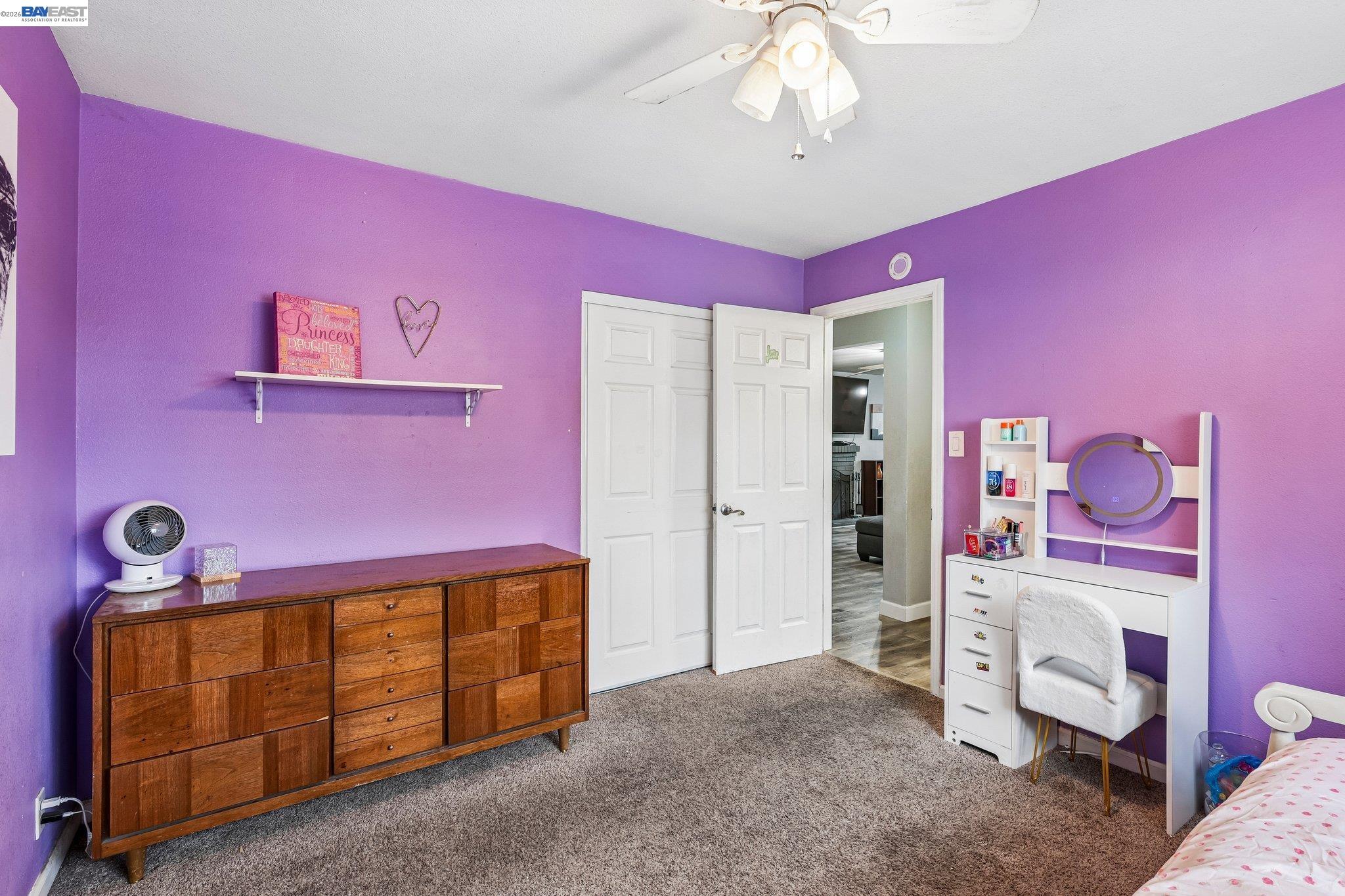1225 W Beverly Pl