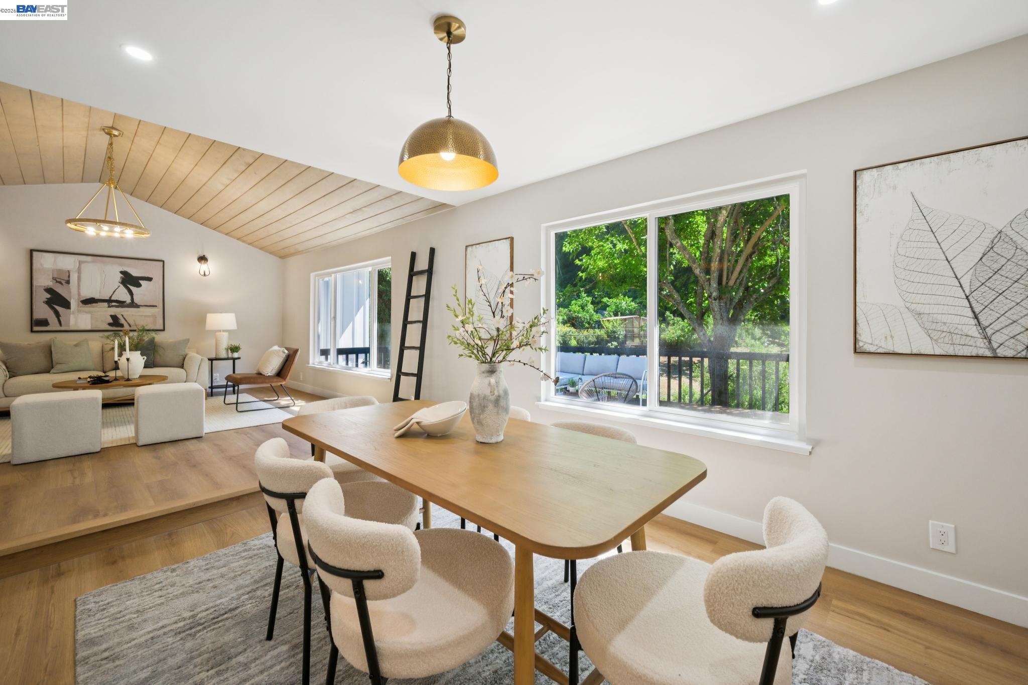 31067 Palomares Rd