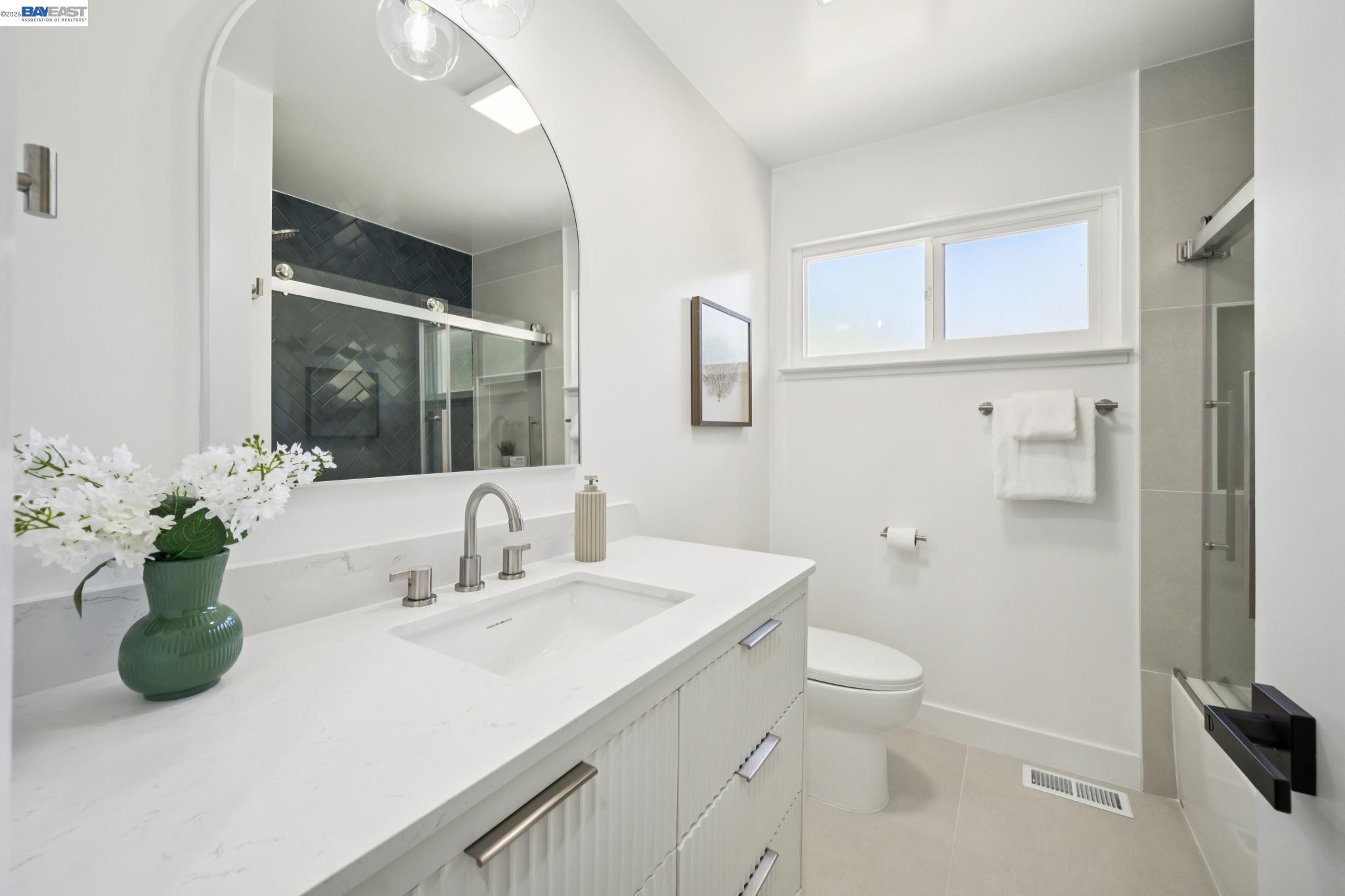 31067 Palomares Rd