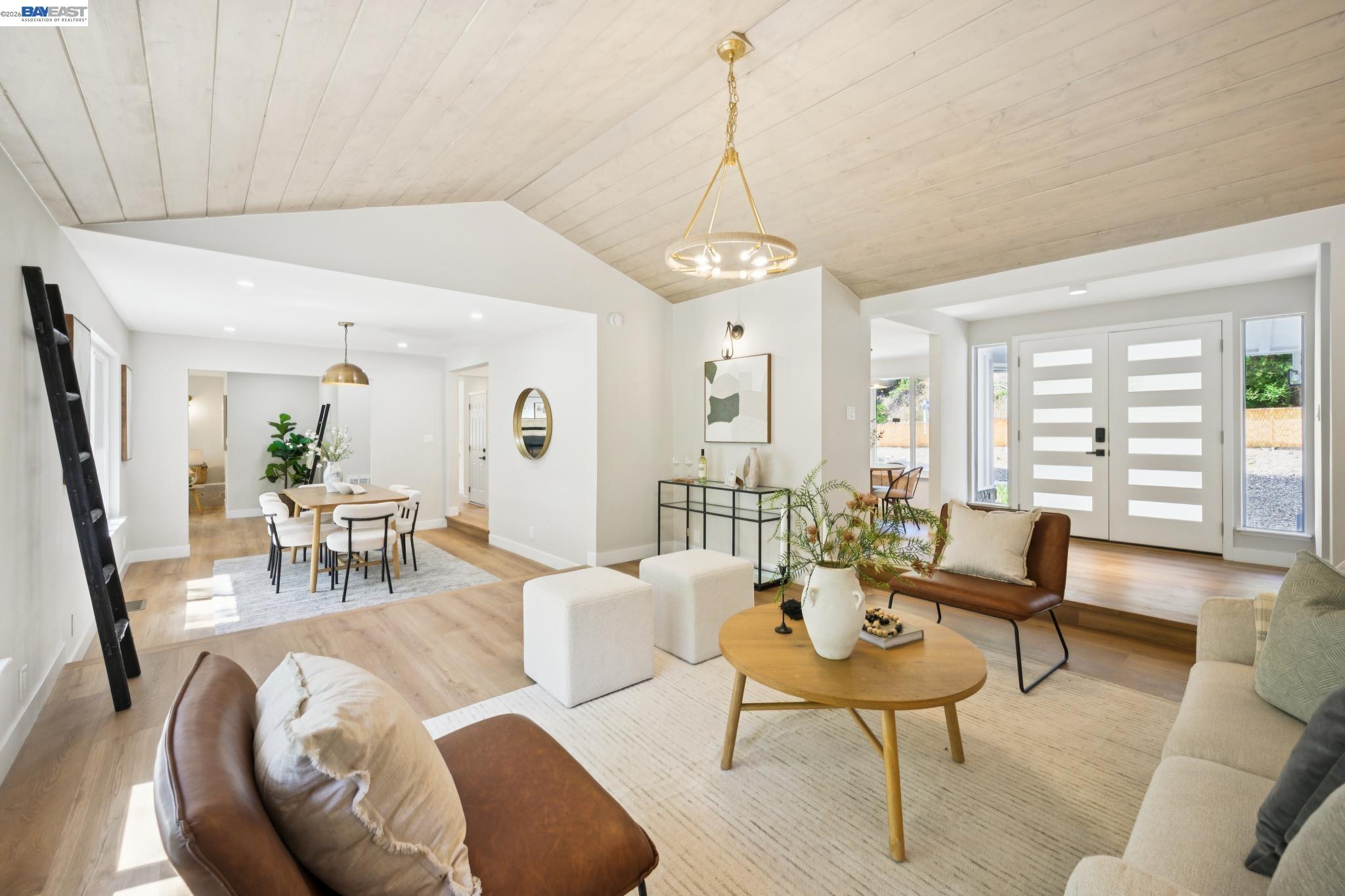 31067 Palomares Rd
