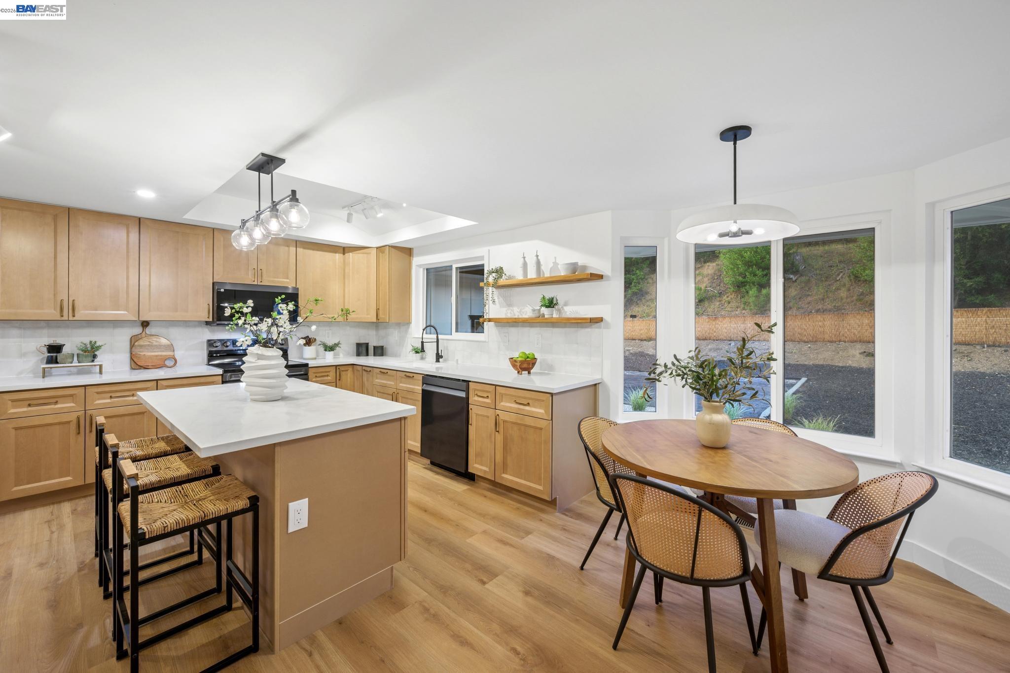 31067 Palomares Rd