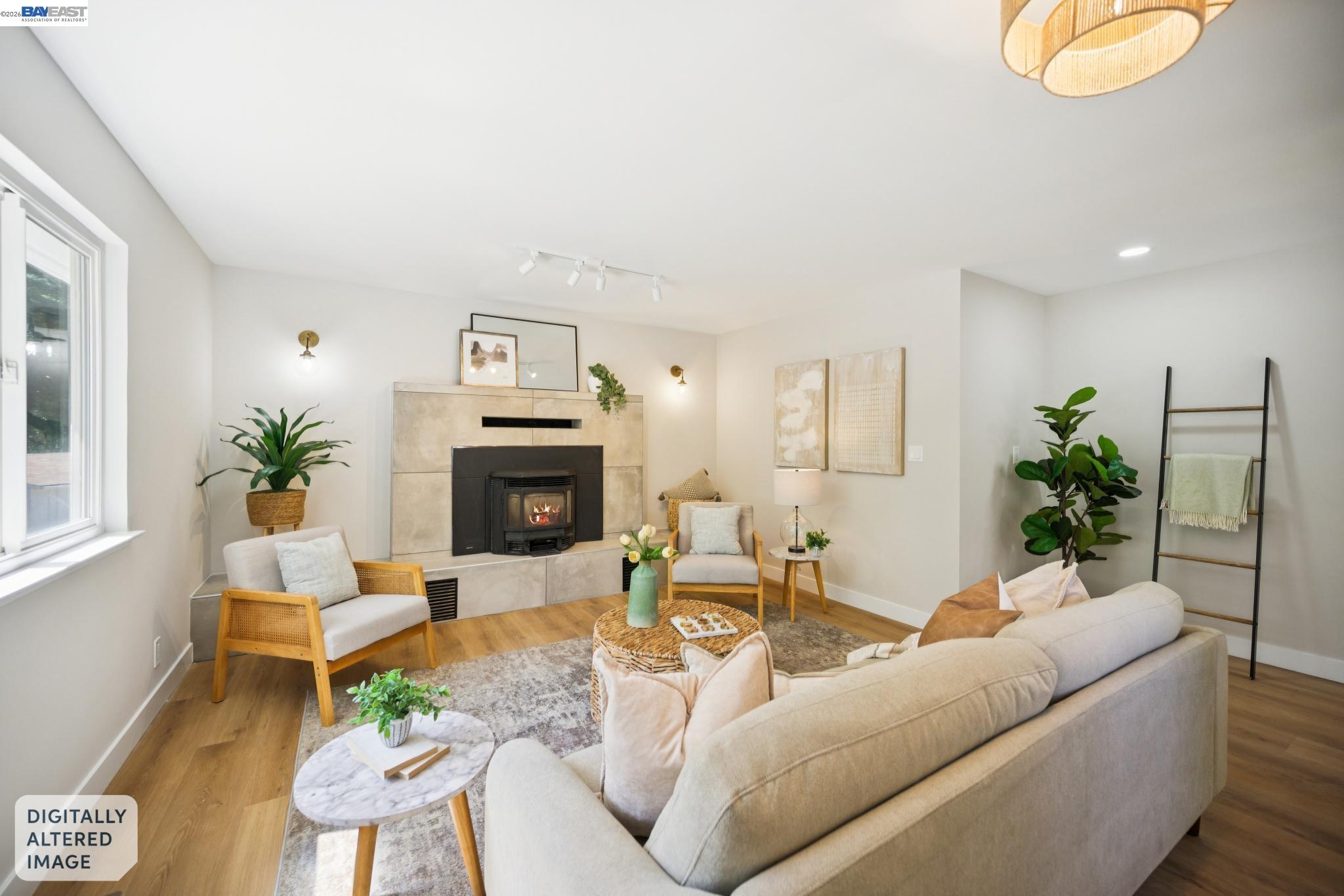 31067 Palomares Rd