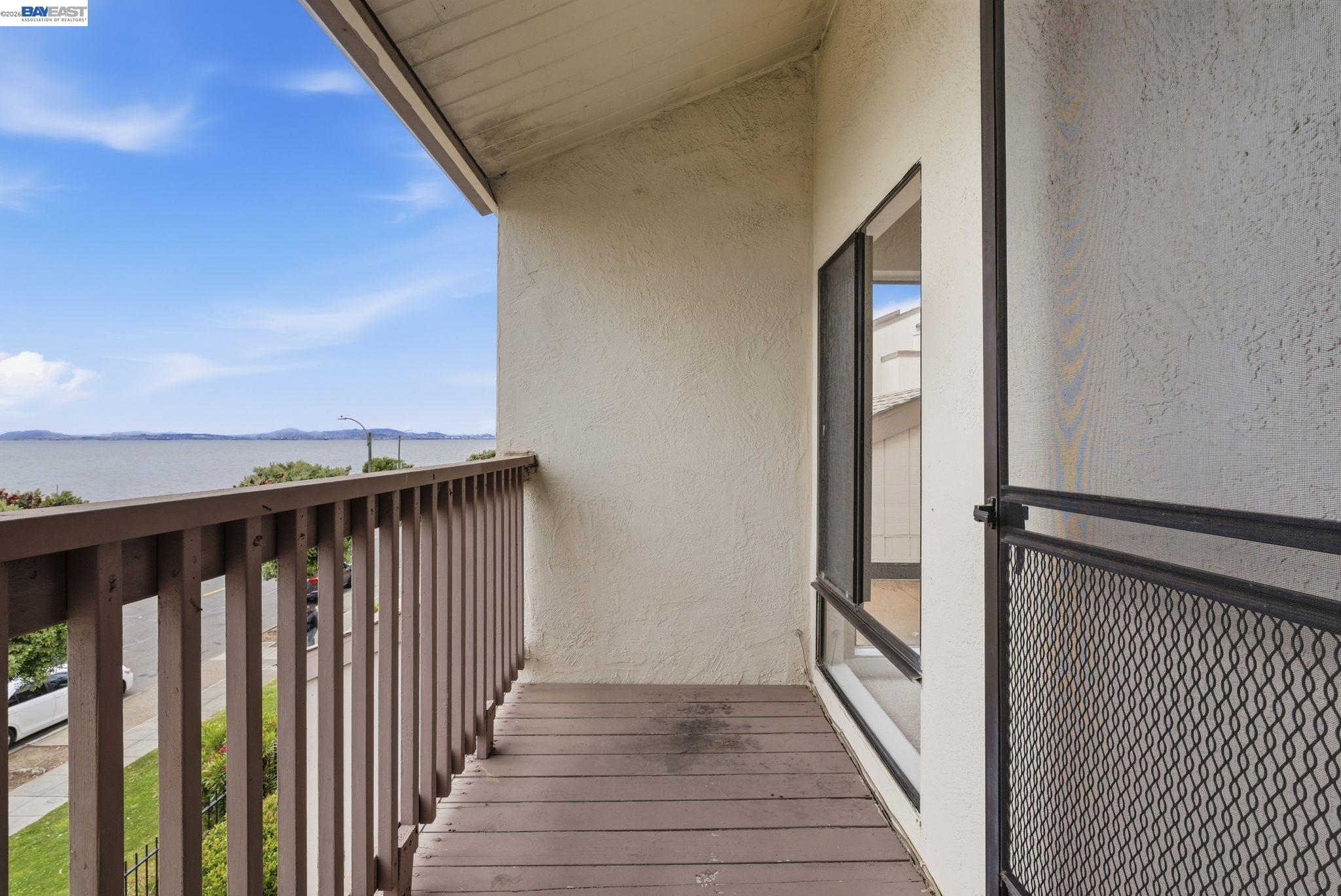 2101 Shoreline Dr # 299