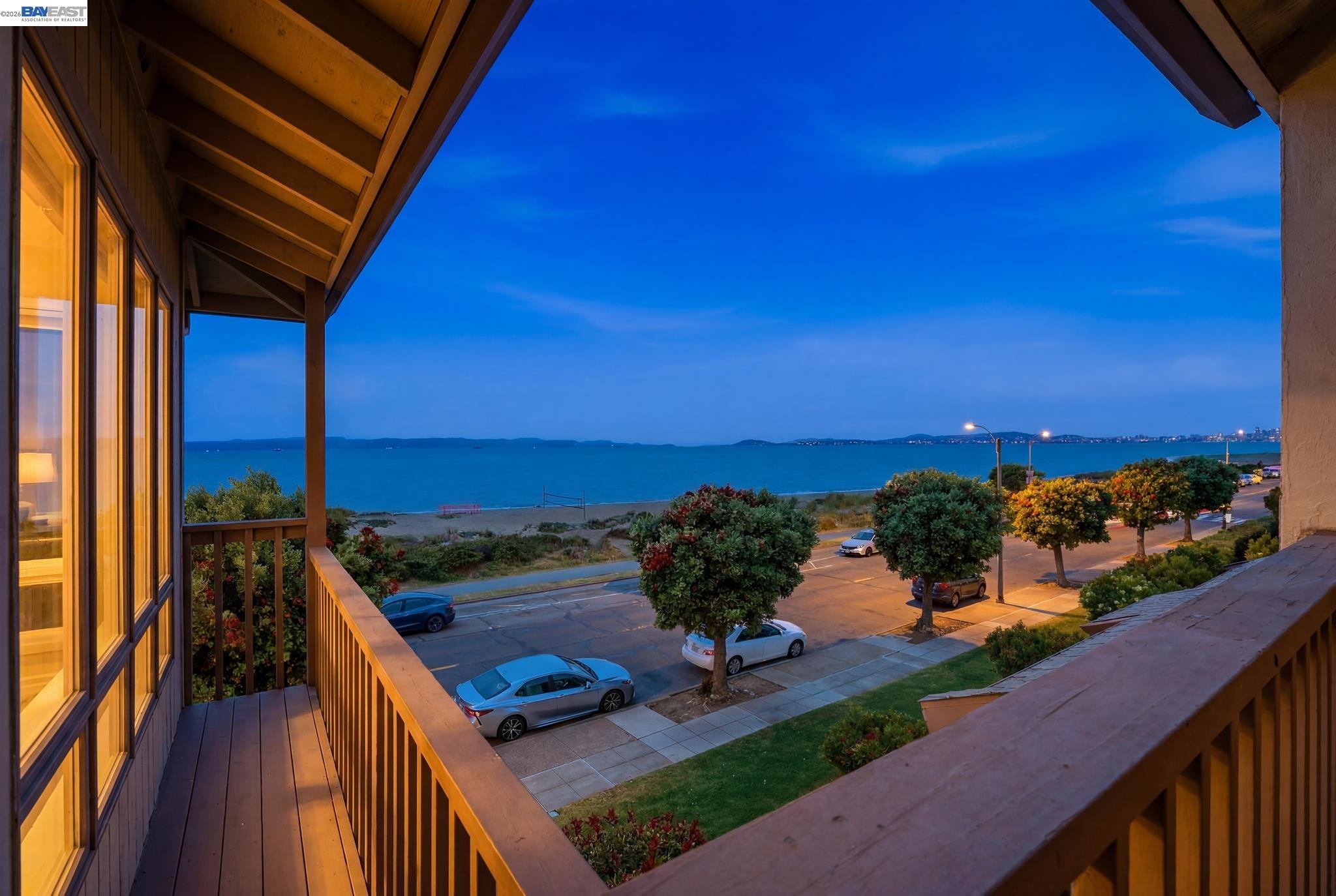 2101 Shoreline Dr # 299