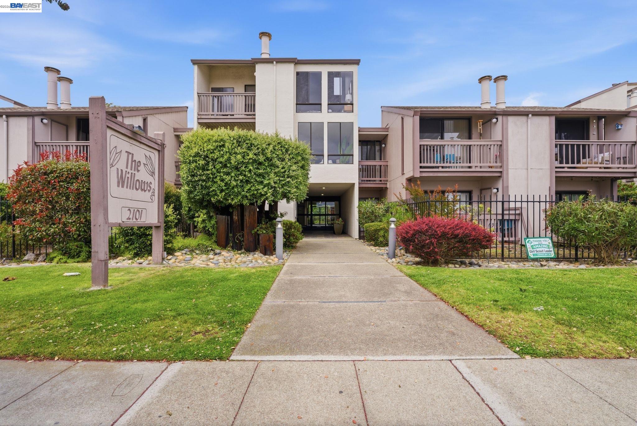 2101 Shoreline Dr # 299