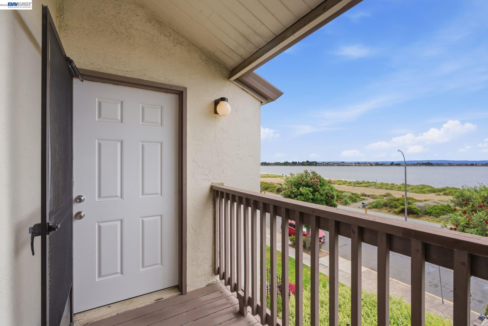 2101 Shoreline Dr # 299