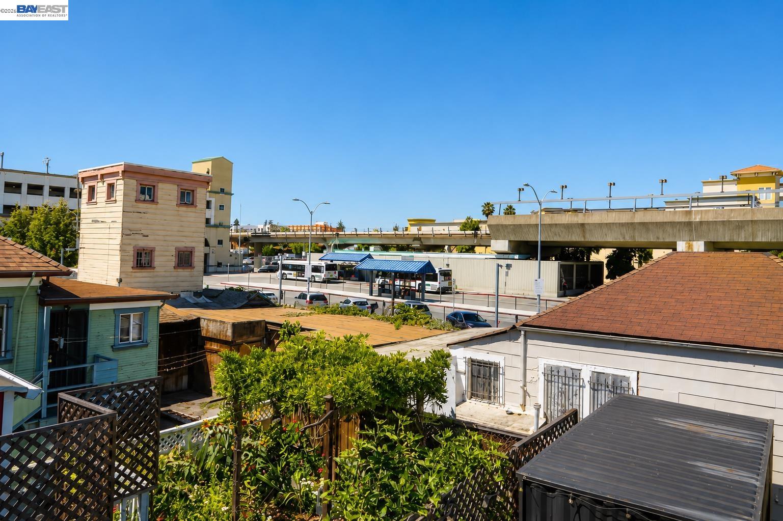 3338 San Leandro St
