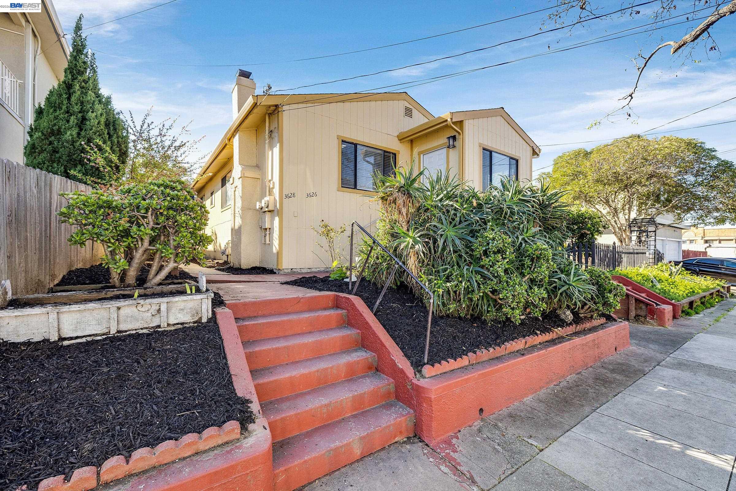 3626 Midvale Ave