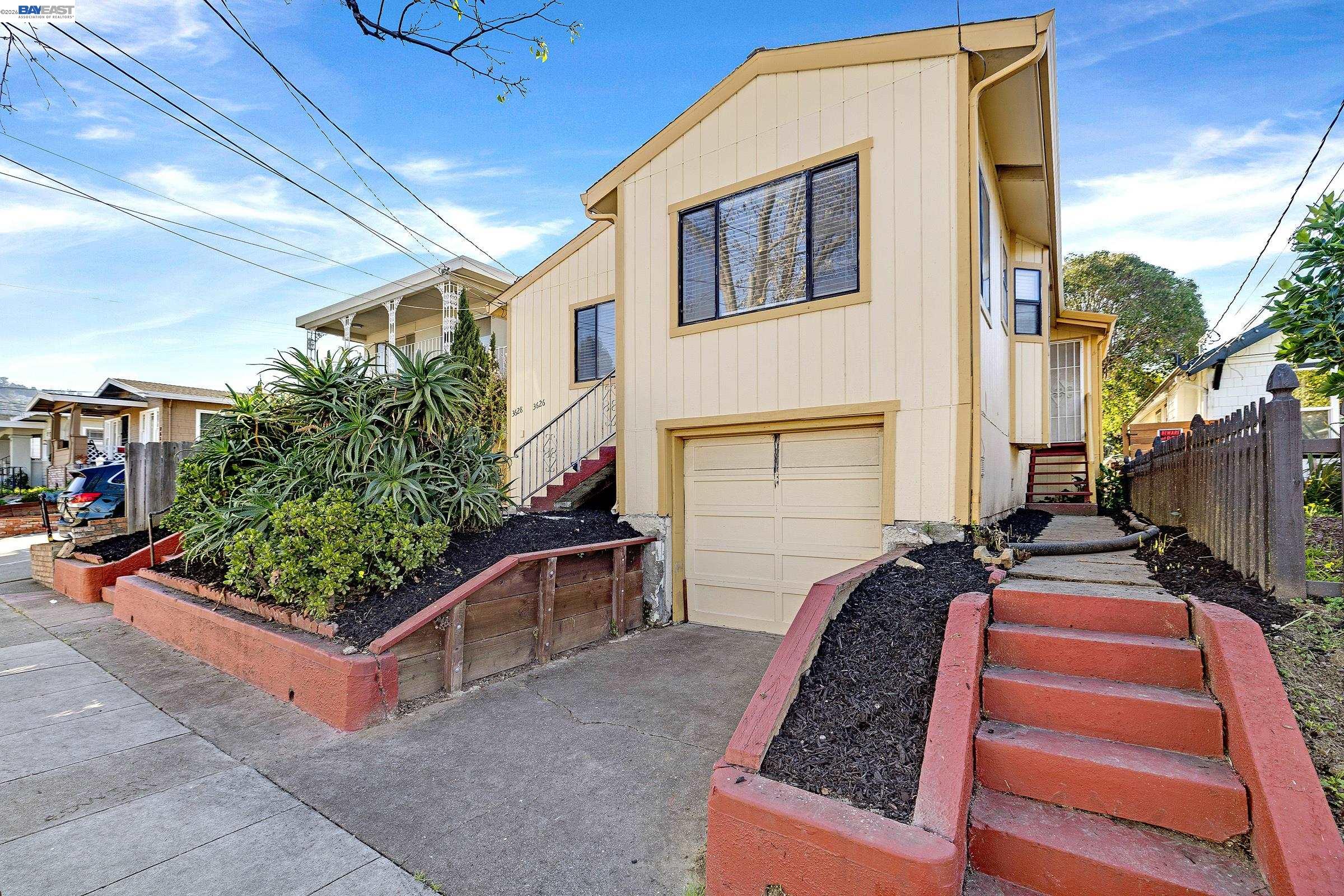 3626 Midvale Ave