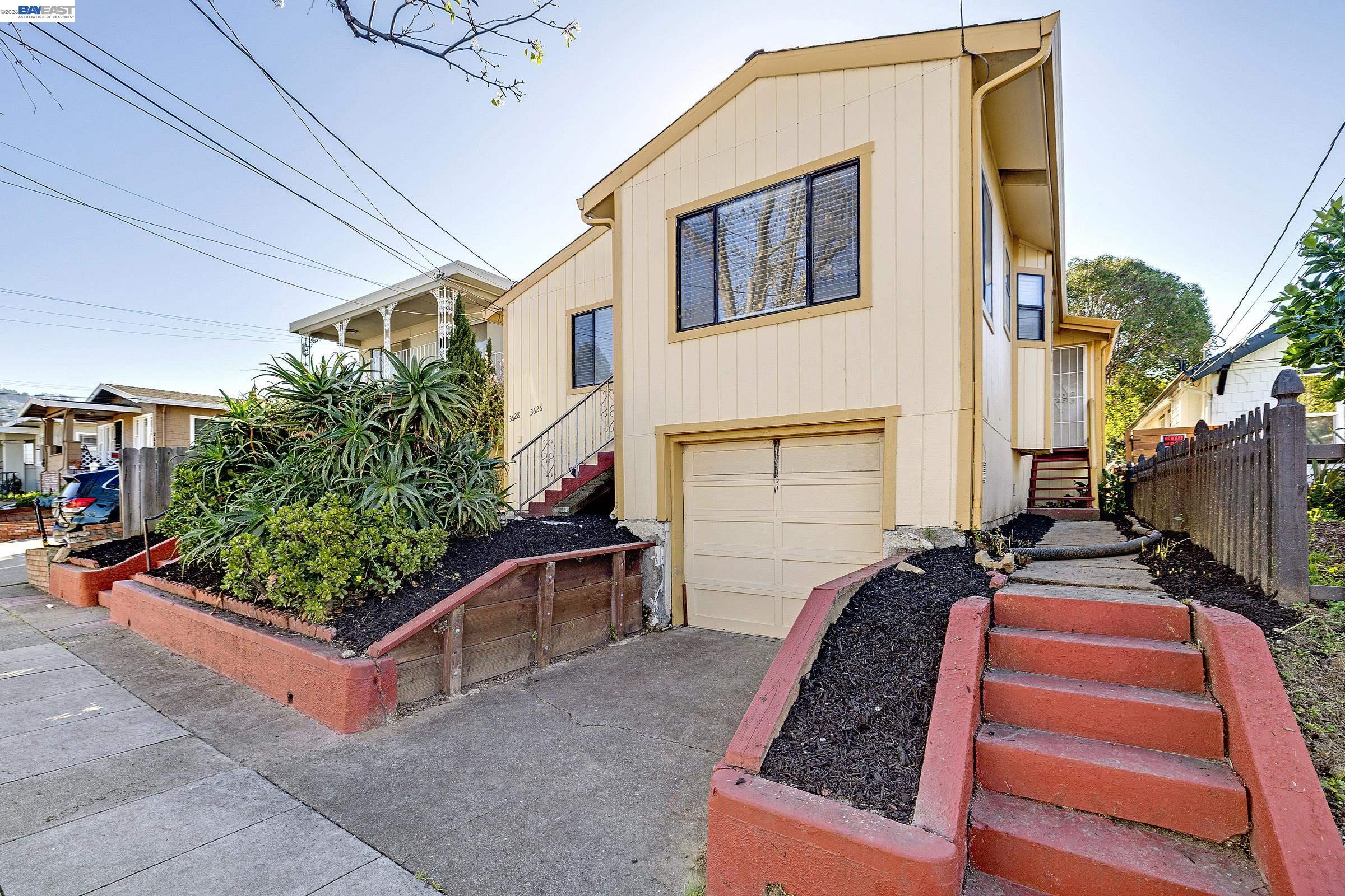 3626 Midvale Ave