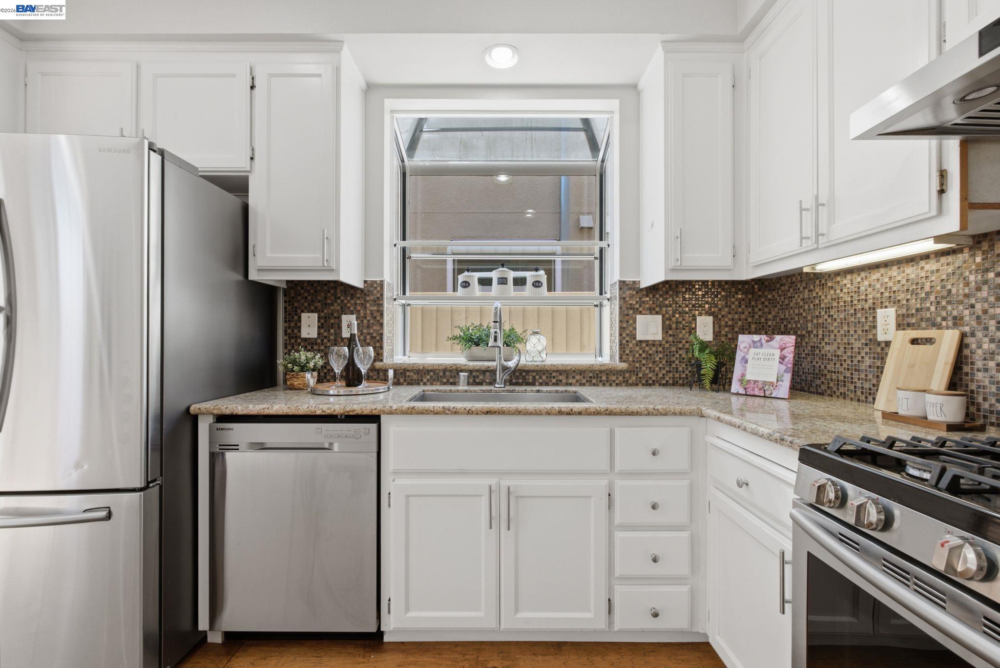 106 Accolade Dr