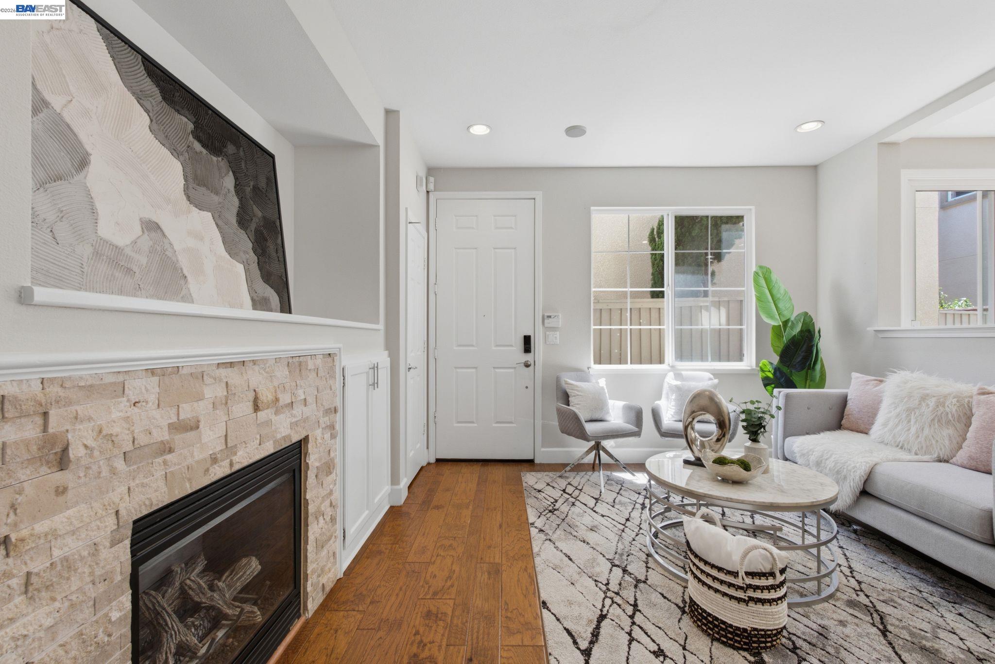 106 Accolade Dr