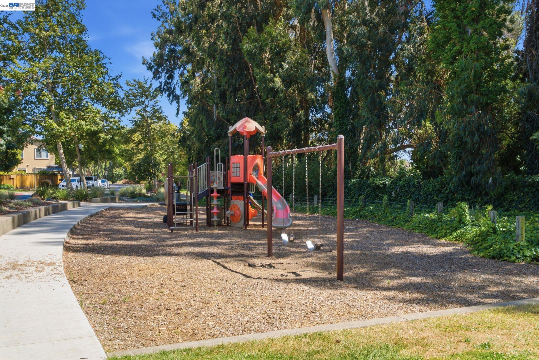 106 Accolade Dr
