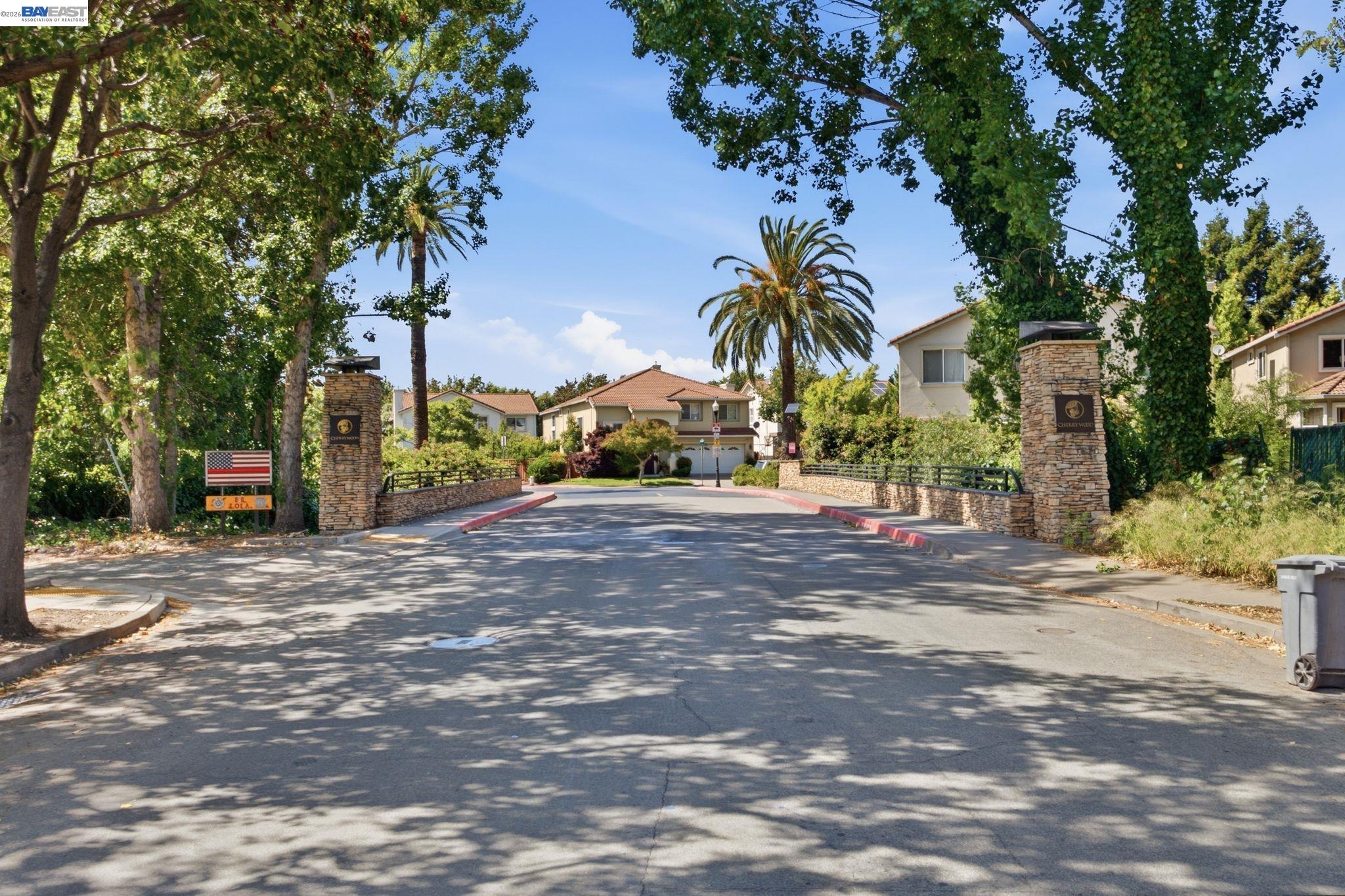 106 Accolade Dr