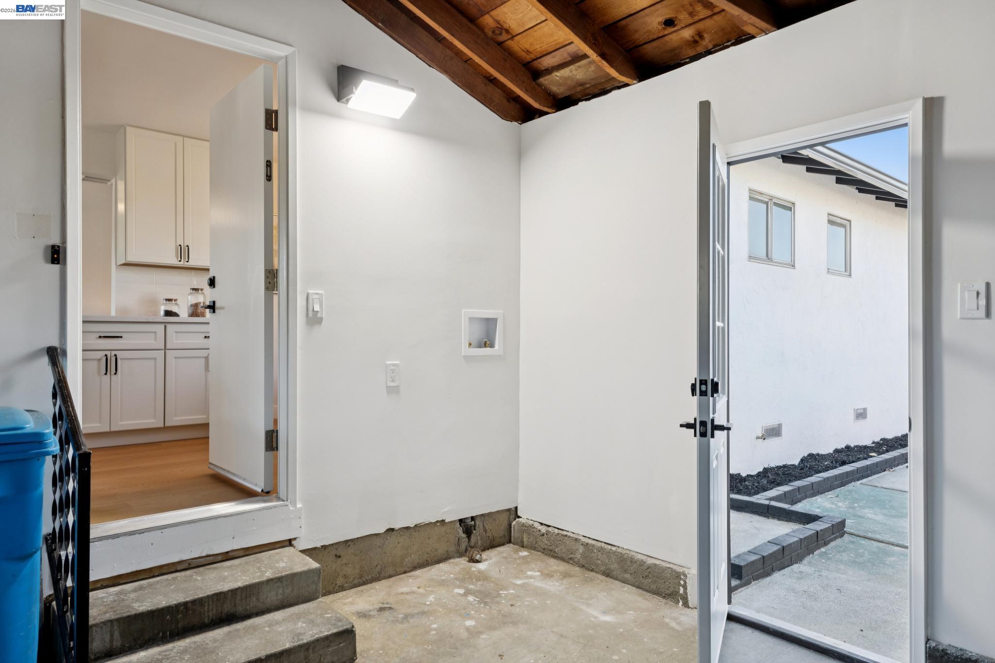 224 Wilshire Ave