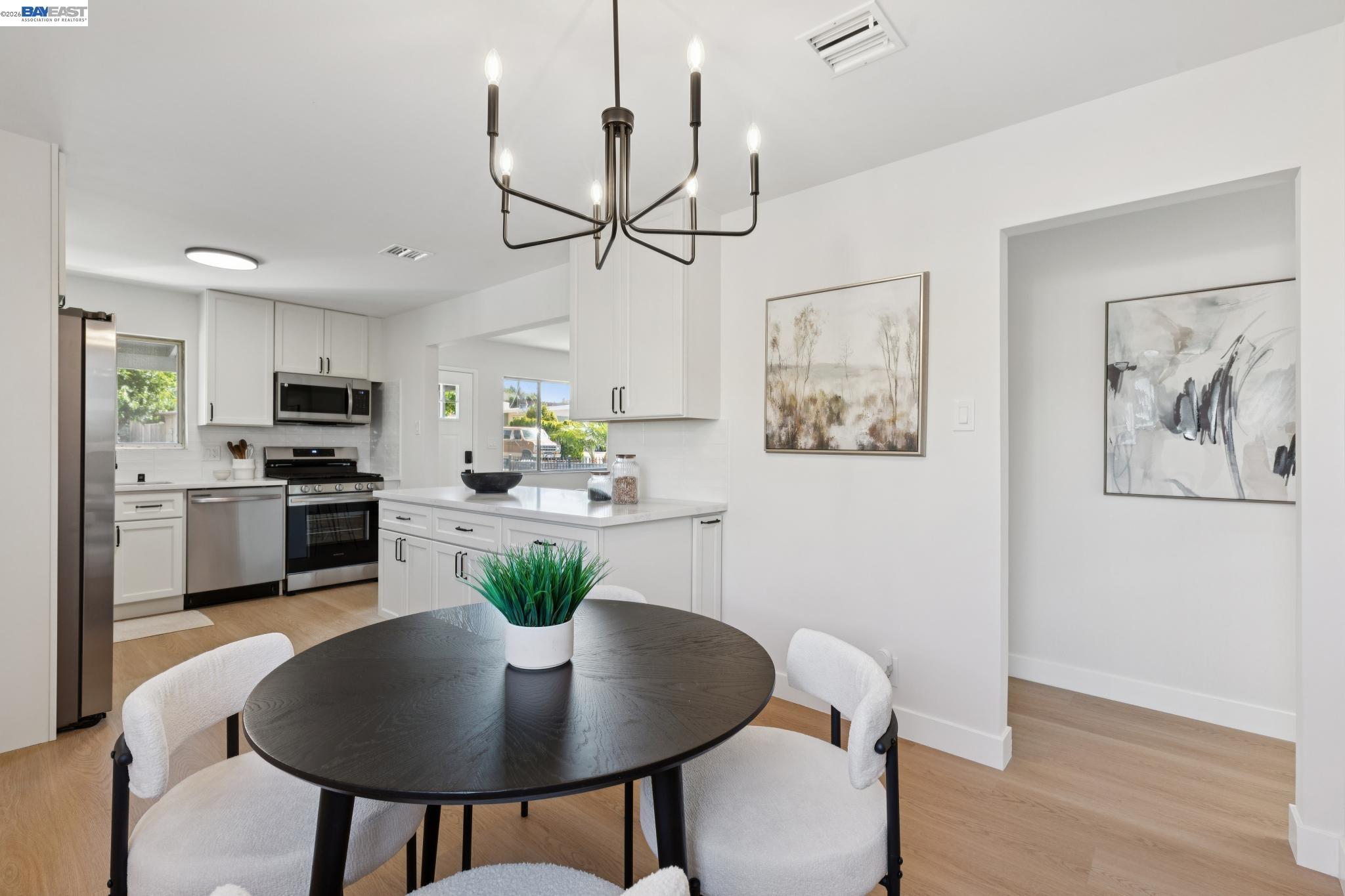 224 Wilshire Ave