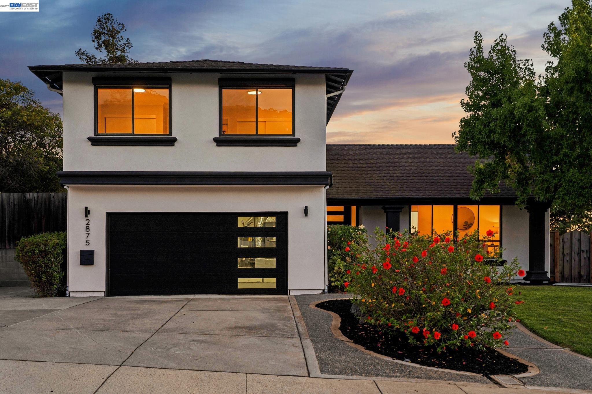 2875 Norcrest Dr