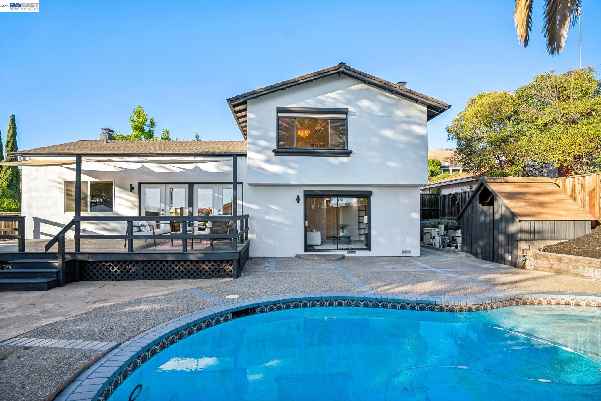 2875 Norcrest Dr