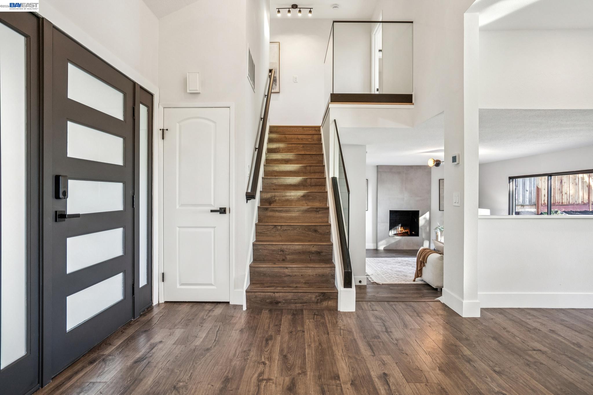 2875 Norcrest Dr