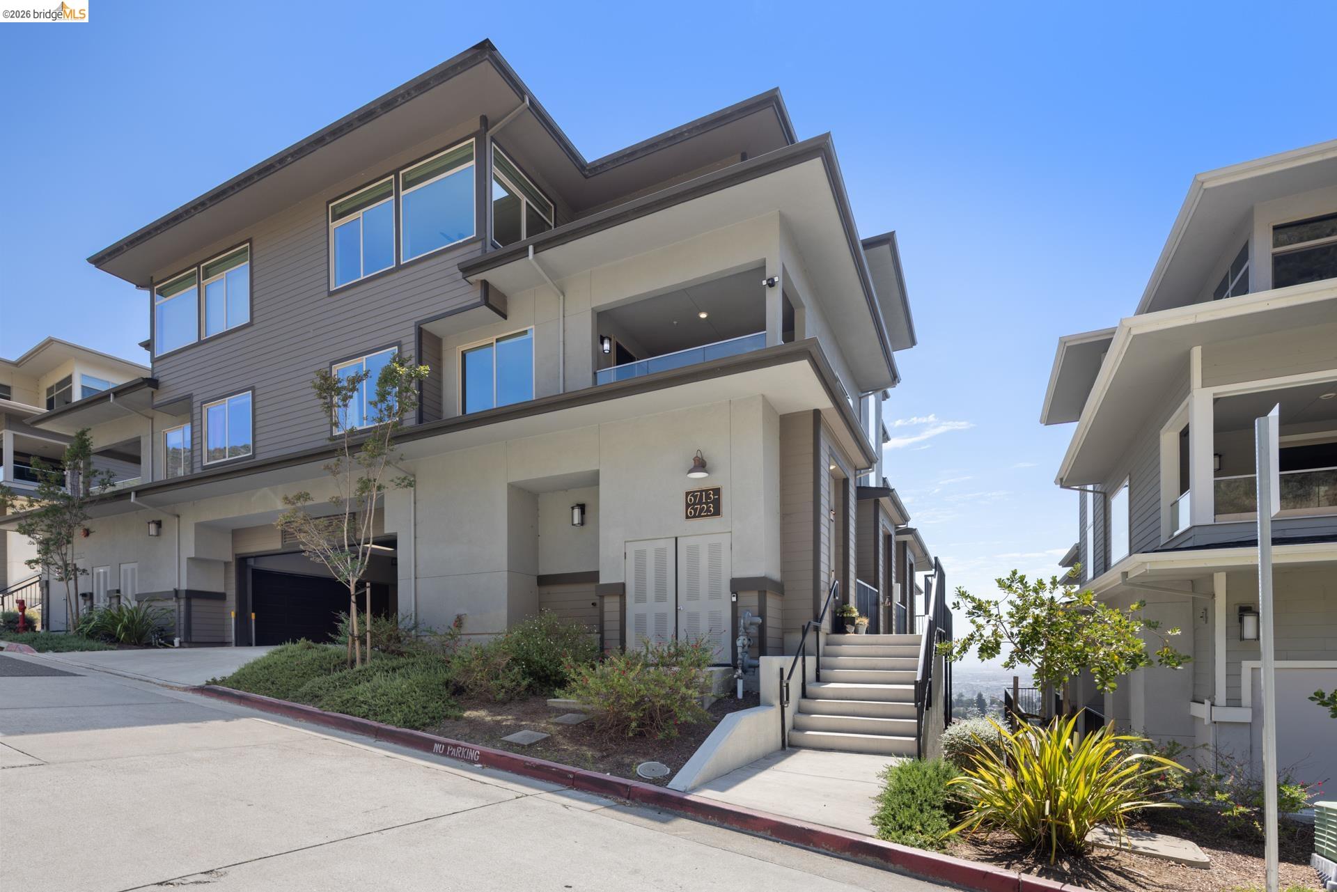 6713 Skyview Dr.