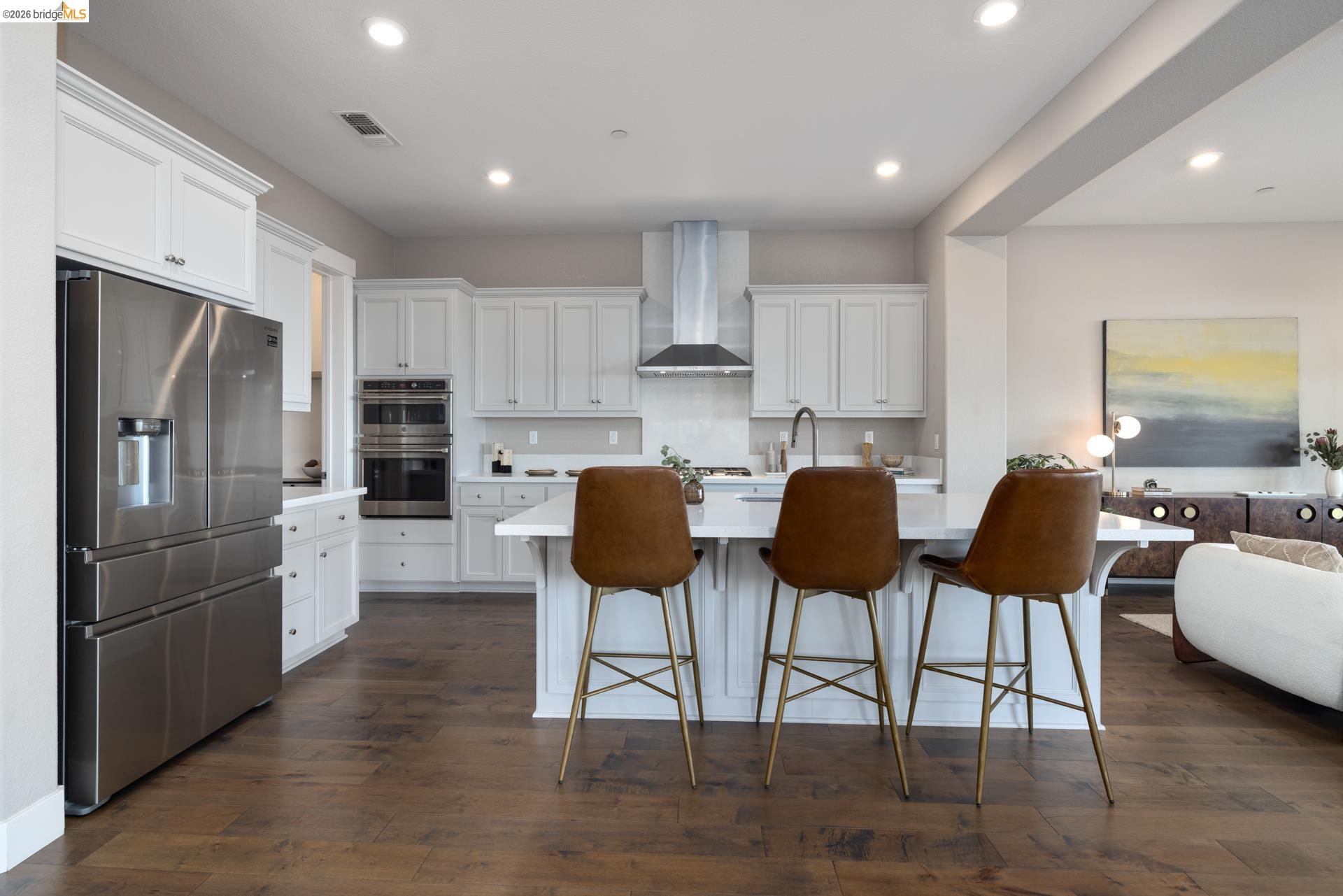 6713 Skyview Dr.